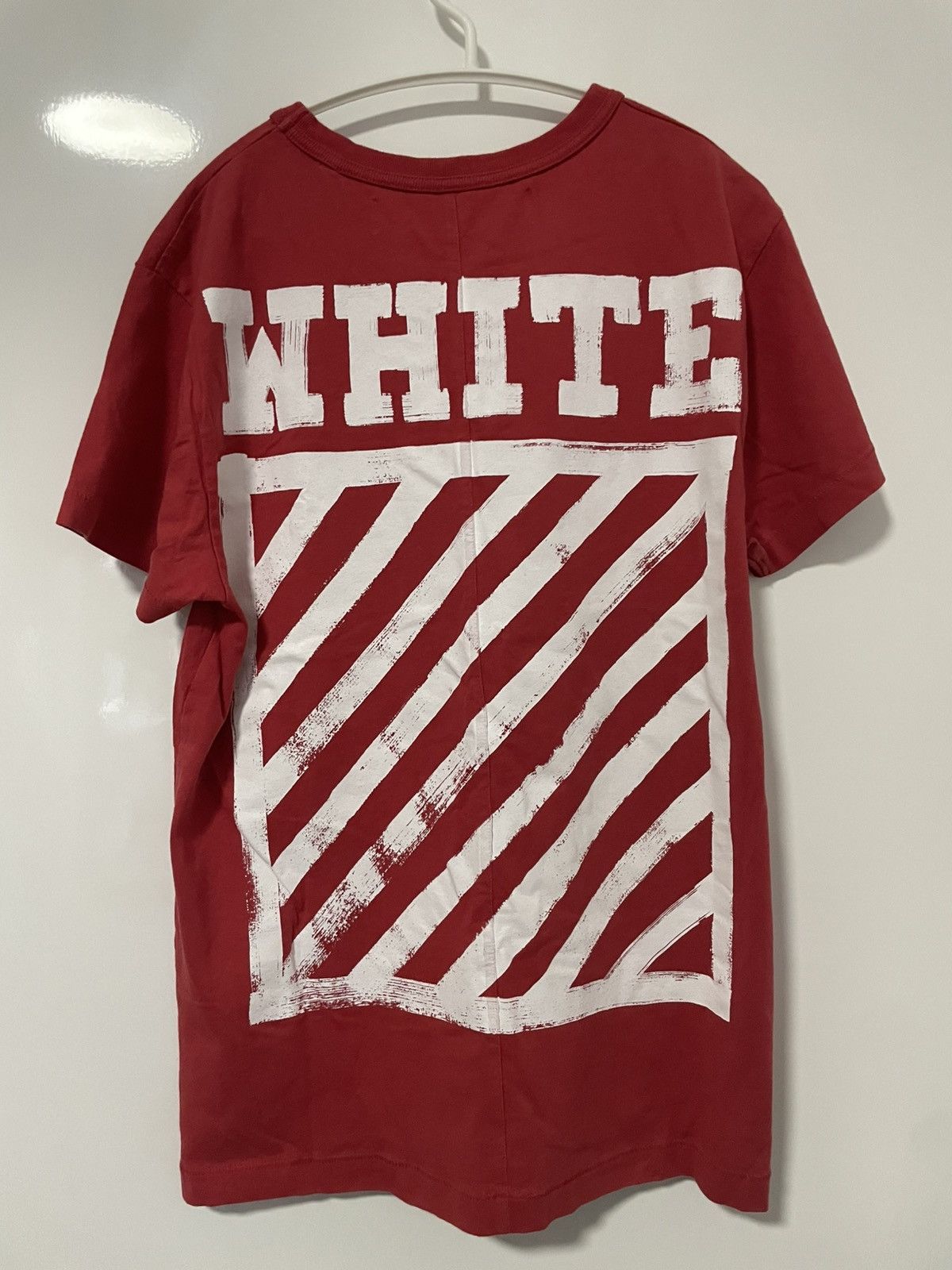 Off-White Gently Used Classic off-white Red Tee Women Size XXS / US 00 / IT 34 - 1 Thumbnail