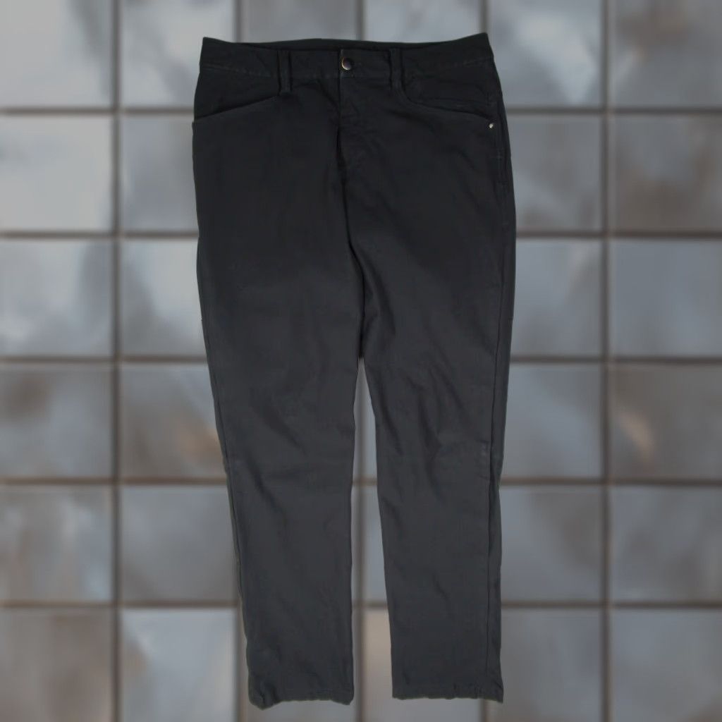 Lululemon Lululemon Men's Pants 32 Black ABC Classic Chino Flat Front 32x31 Slimming Pockets Casual Everyday Accessories Size US 32 / EU 48 - 1 Thumbnail
