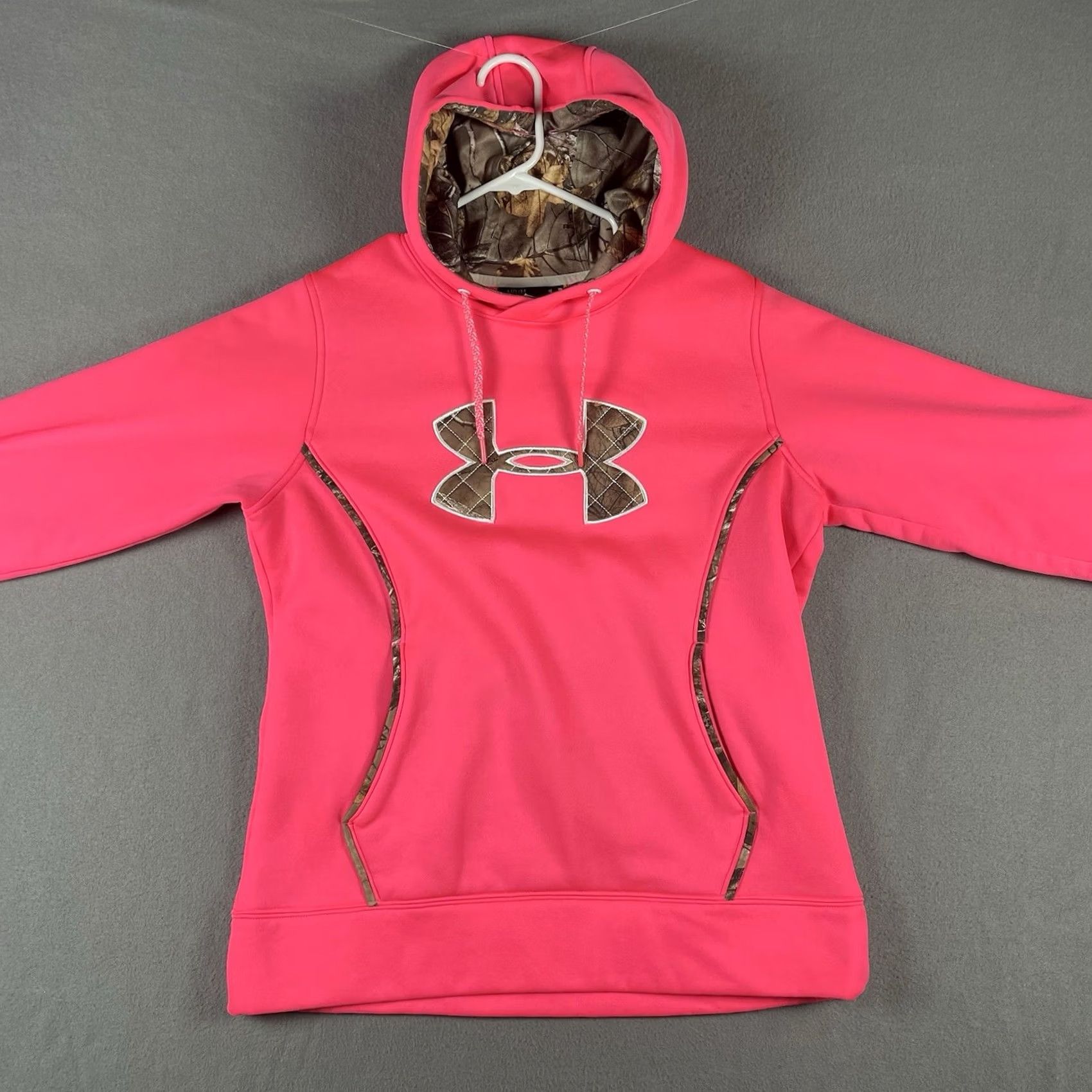 Under Armour Under Armour Womens Hoodie Medium Pink/Camo Breast Cancer Logo Storm Size M / US 6-8 / IT 42-44 - 2 Thumbnail