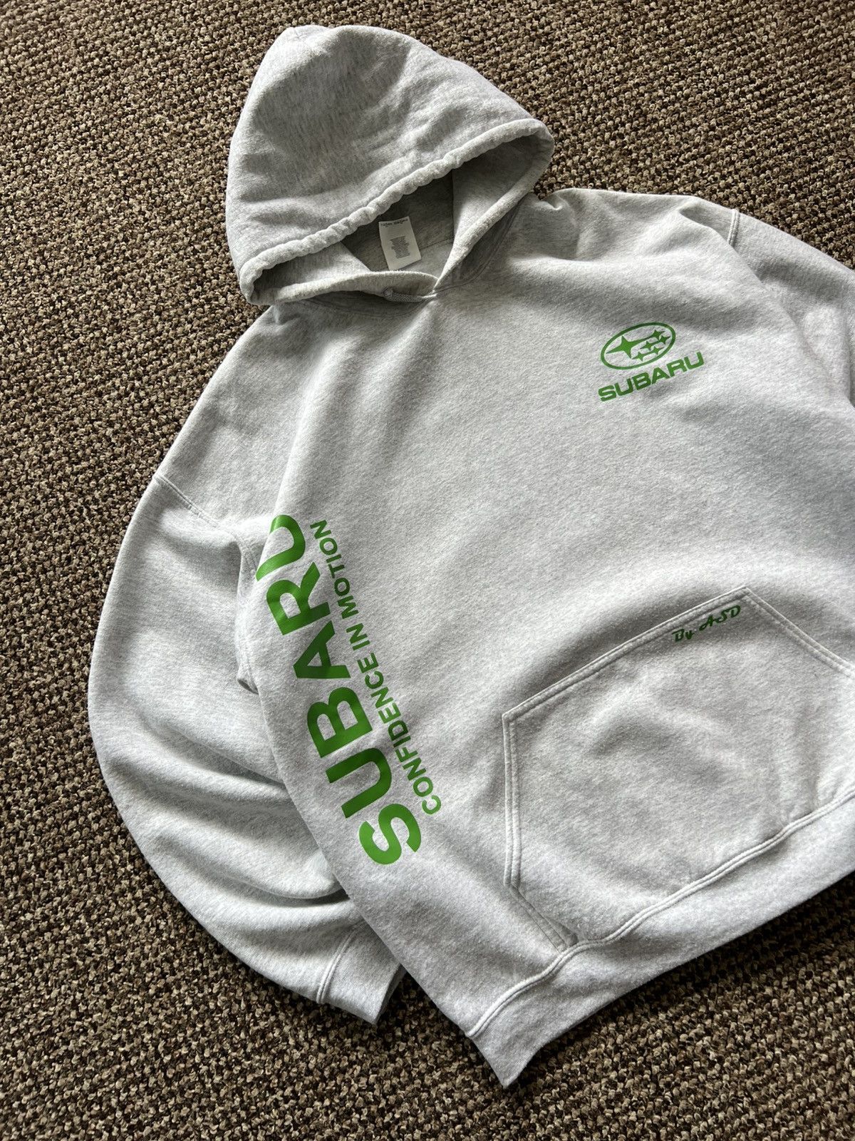 Vintage Vintage Subaru Racing Men's Oversized Rare Gray Hoodie XL Size US XL / EU 56 / 4 - 6 Thumbnail