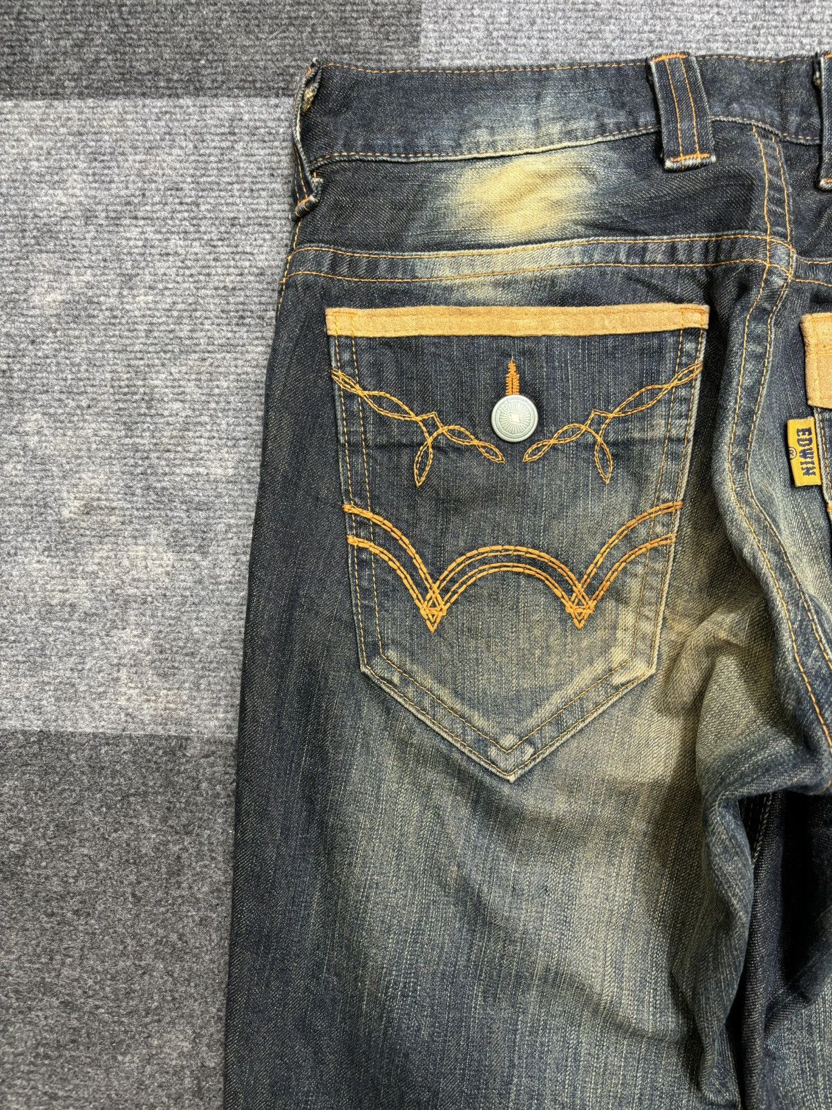 Edwin 💥90s Style💥Rare Insane Edwin 421 Rusty Fades Denim F462 Size US 31 - 16 Thumbnail