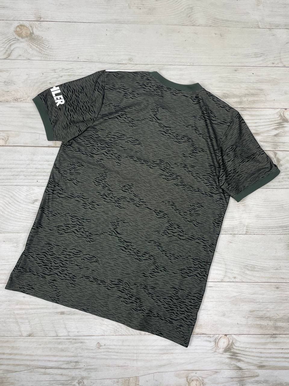 Adidas Adidas Manchester United 2020 2021 Away Shirt Soccer Jersey Size US L / EU 52-54 / 3 - 10 Thumbnail