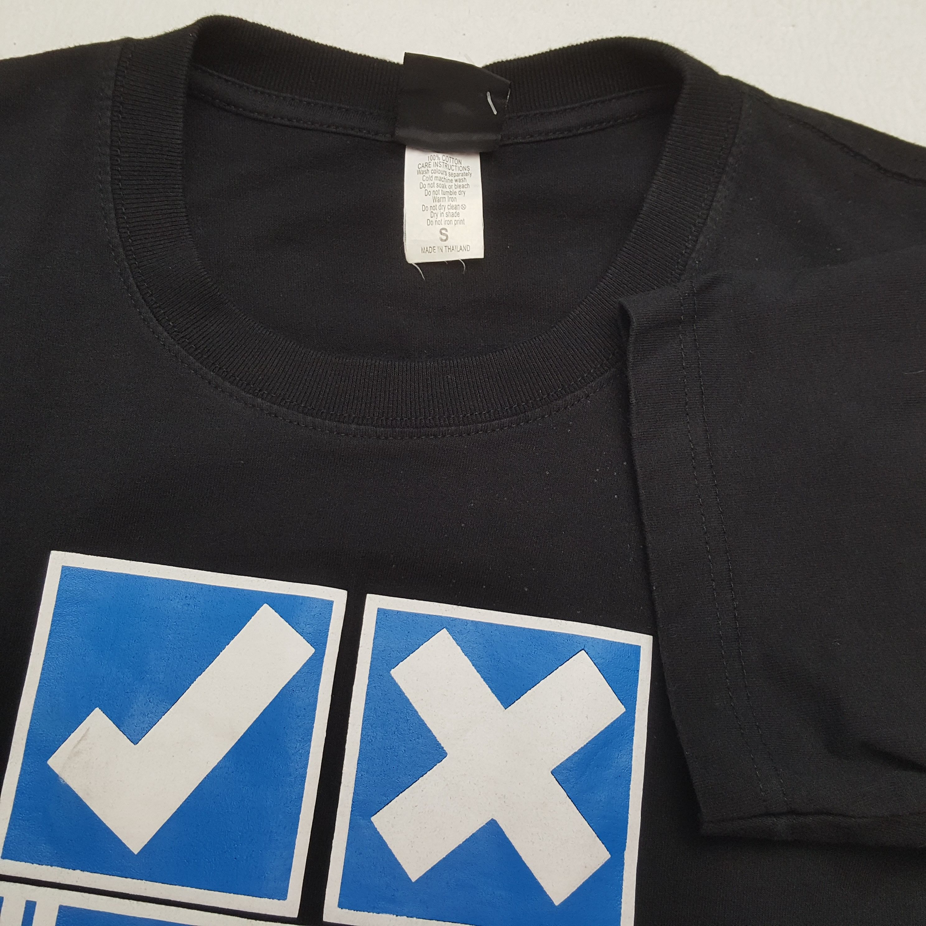 Band Tees × Vintage RADIOHEAD Rock Band Music Tshirt Size US S / EU 44-46 / 1 - 6 Thumbnail