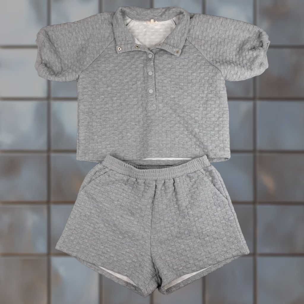 Vintage Main Strip Pajama Set Women's Large Gray Henley Short Sleeve Knit Collared Shirt? Size 36" / US 14 / IT 50 - 1 Thumbnail