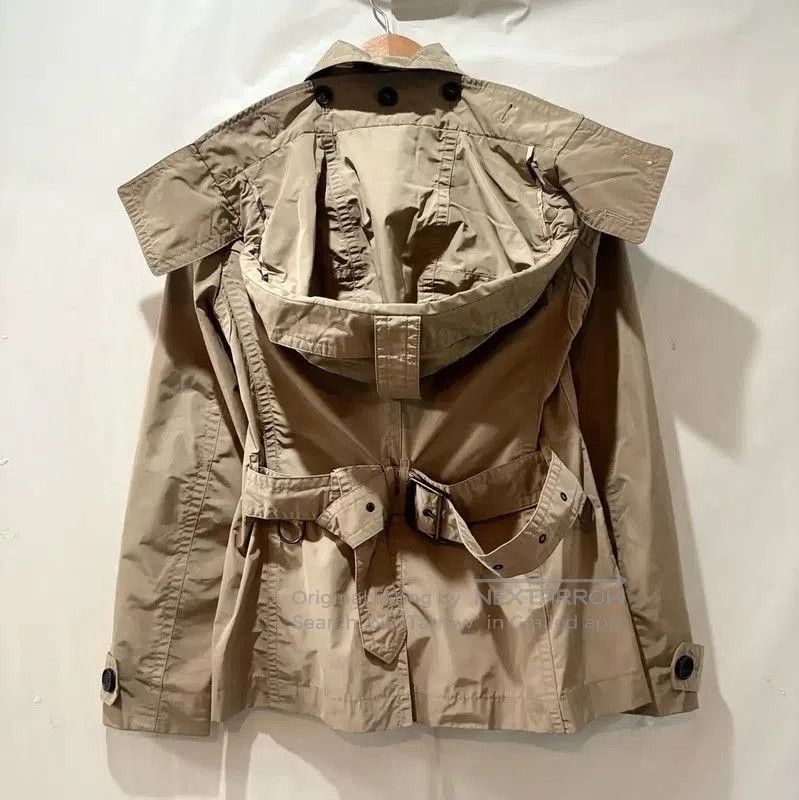 Burberry Burberry Women's Khaki Short Trench Coat. Size XXS / US 00 / IT 34 - 2 Thumbnail