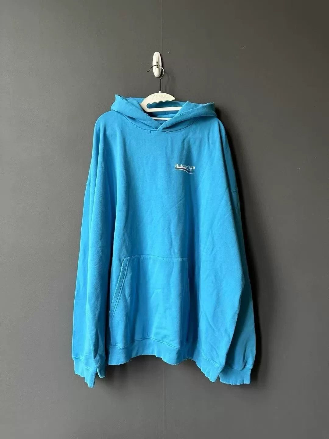Balenciaga balenciaga blue distressed hoodie Size US XS / EU 42 / 0 - 1 Preview