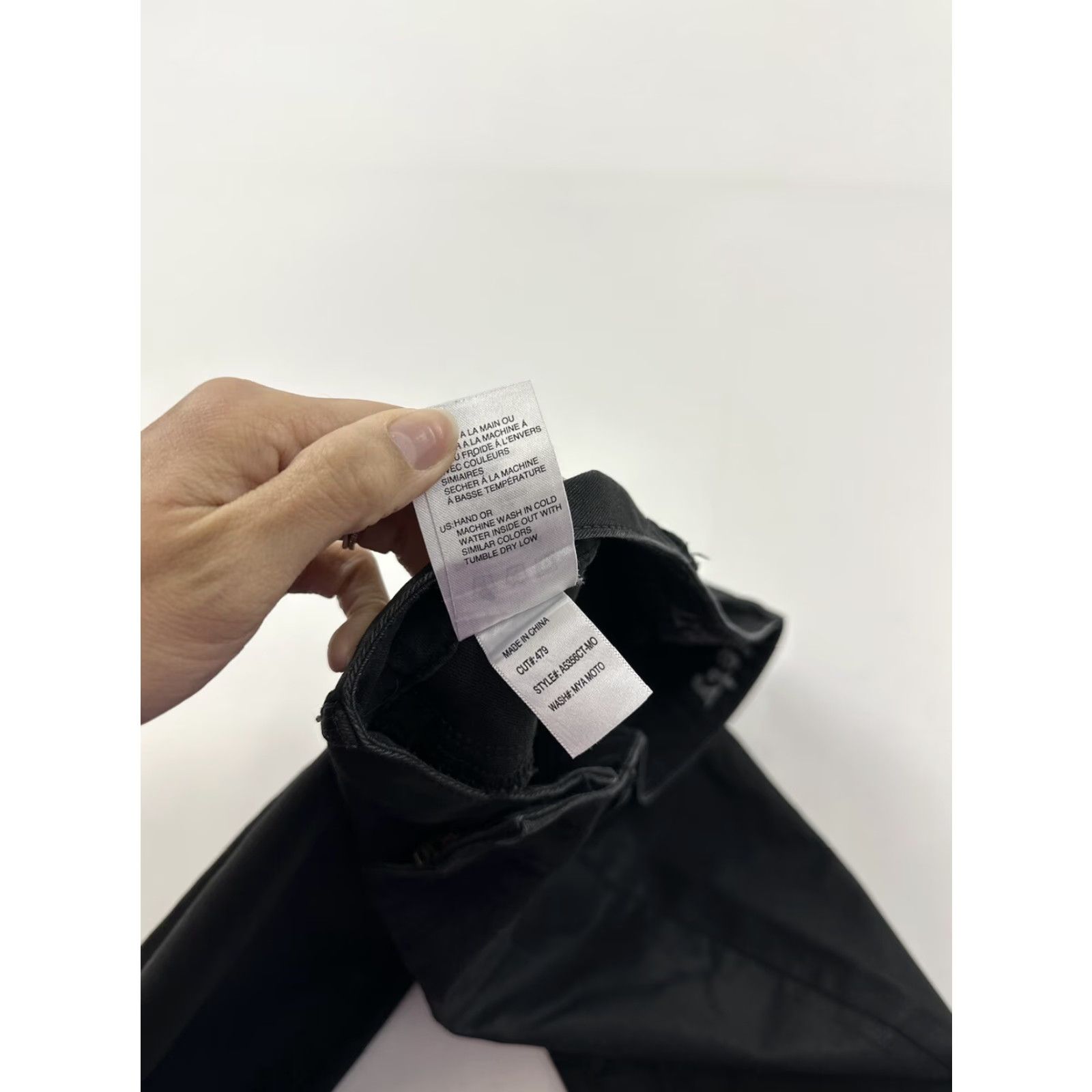 Anthropologie VINTAGE Anthropologie Articles Of Society Jeans Womans 28 Black Waxed Skinny Moto Fringe Mid Rise Skinny Womens Size 28" / US 6 / IT 42 - 6 Thumbnail