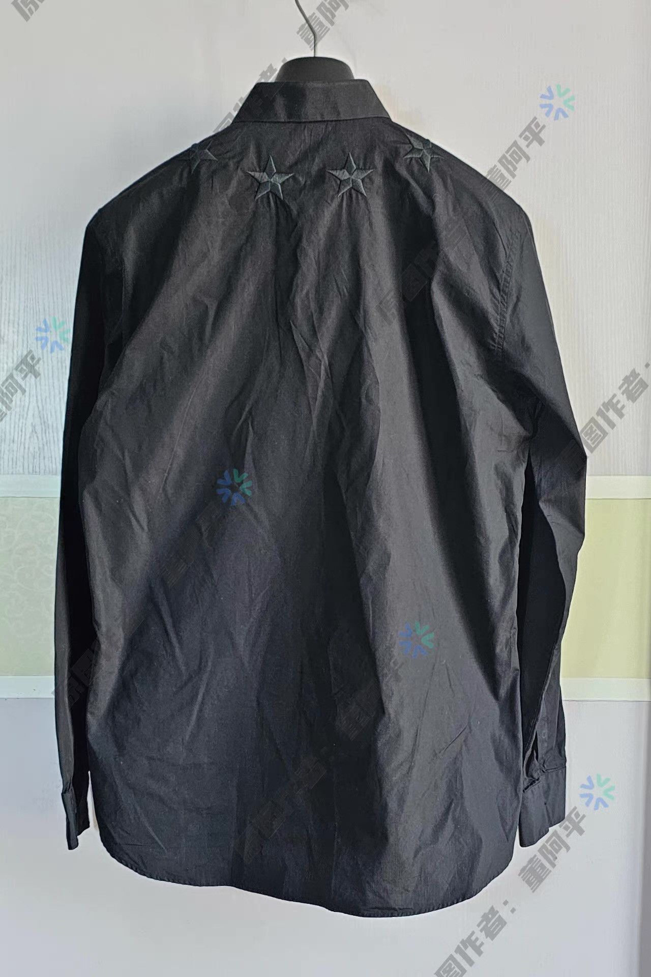 Givenchy Givenchy Black Long Sleeve Shirt with Star Embroidery Q4 Size US L / EU 52-54 / 3 - 3 Thumbnail