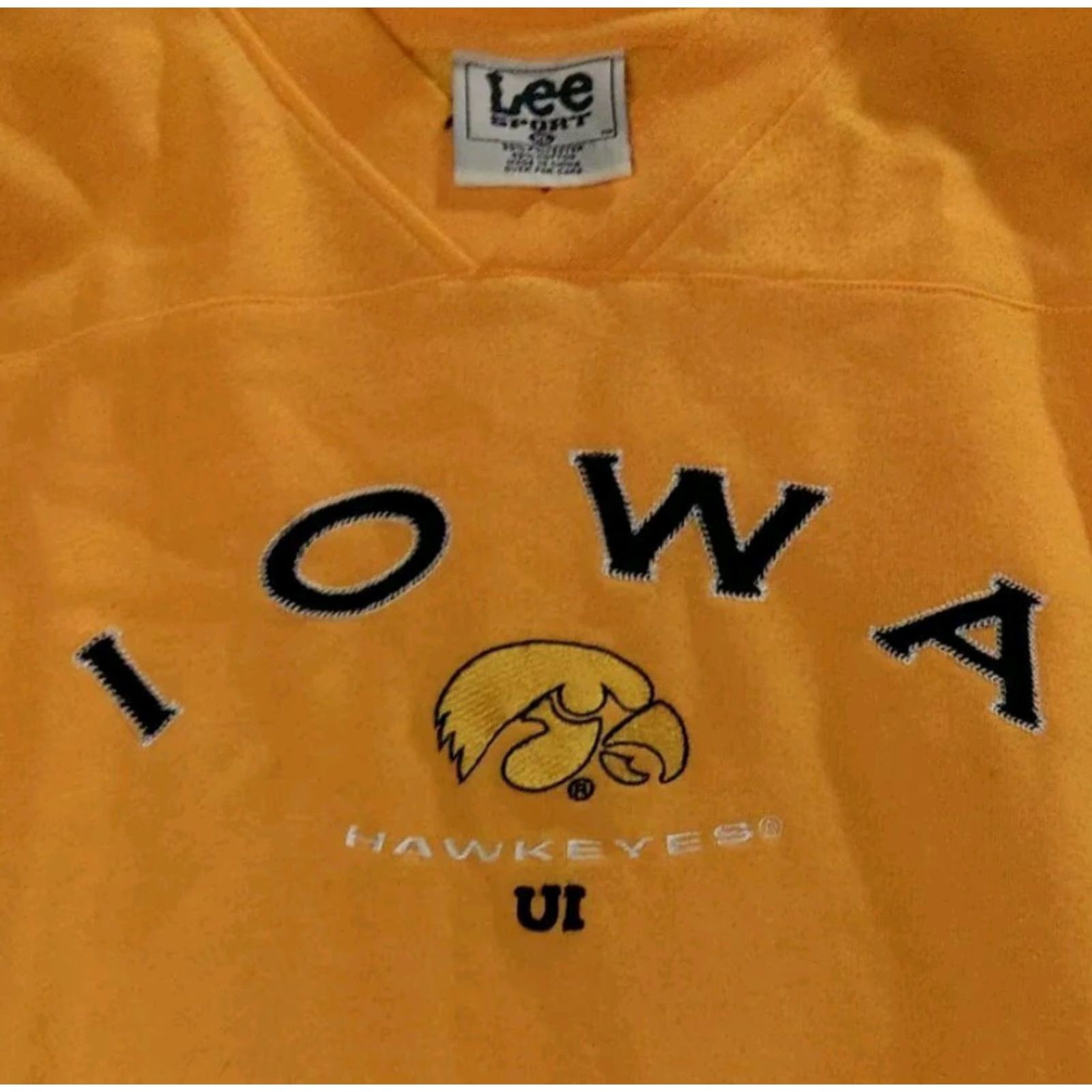 Lee VINTAGE University Hawkeyes Lee Sweater Shirt Mens XL Yellow Embroidered Hawk Graphic Print Crew Neck Size US XL / EU 56 / 4 - 2 Thumbnail