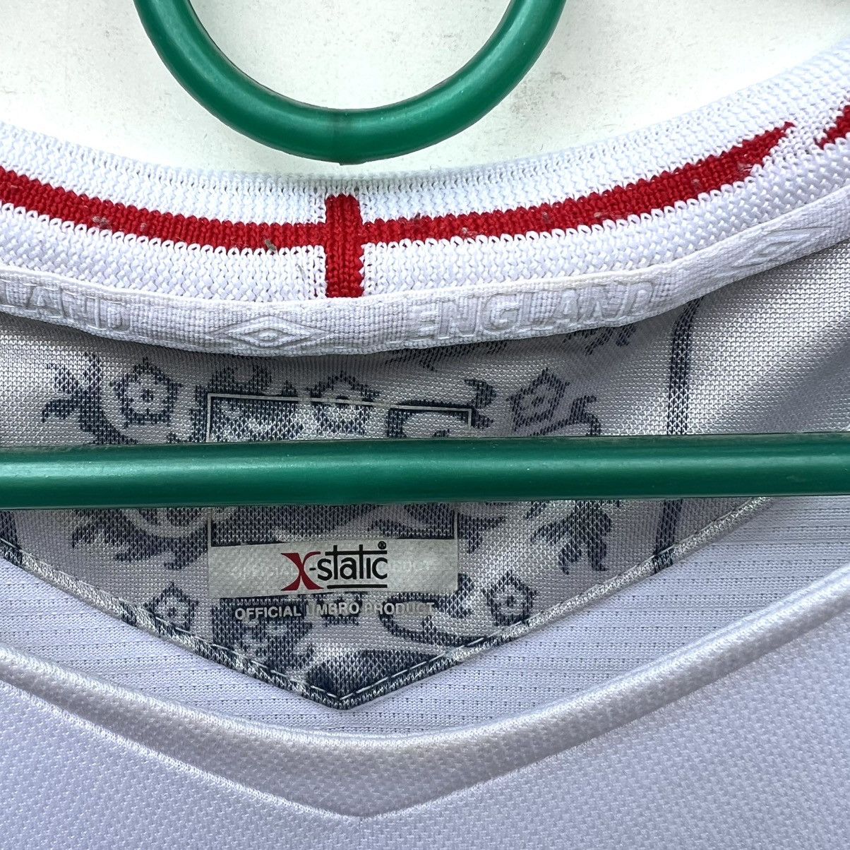 Umbro ENGLAND 2005 / 2007 jersey FOOTBALL SHIRT Umbro Size US XL / EU 56 / 4 - 5 Thumbnail