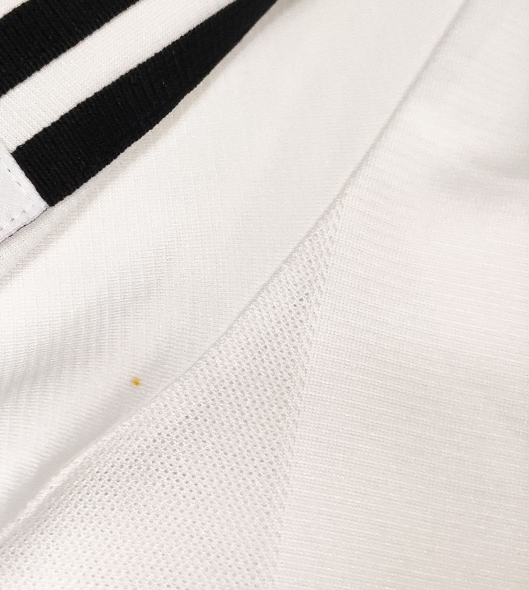 Adidas Real Madrid 20043 2004 Home Adidas Shirt Vintage Trikot Size US S / EU 44-46 / 1 - 10 Thumbnail