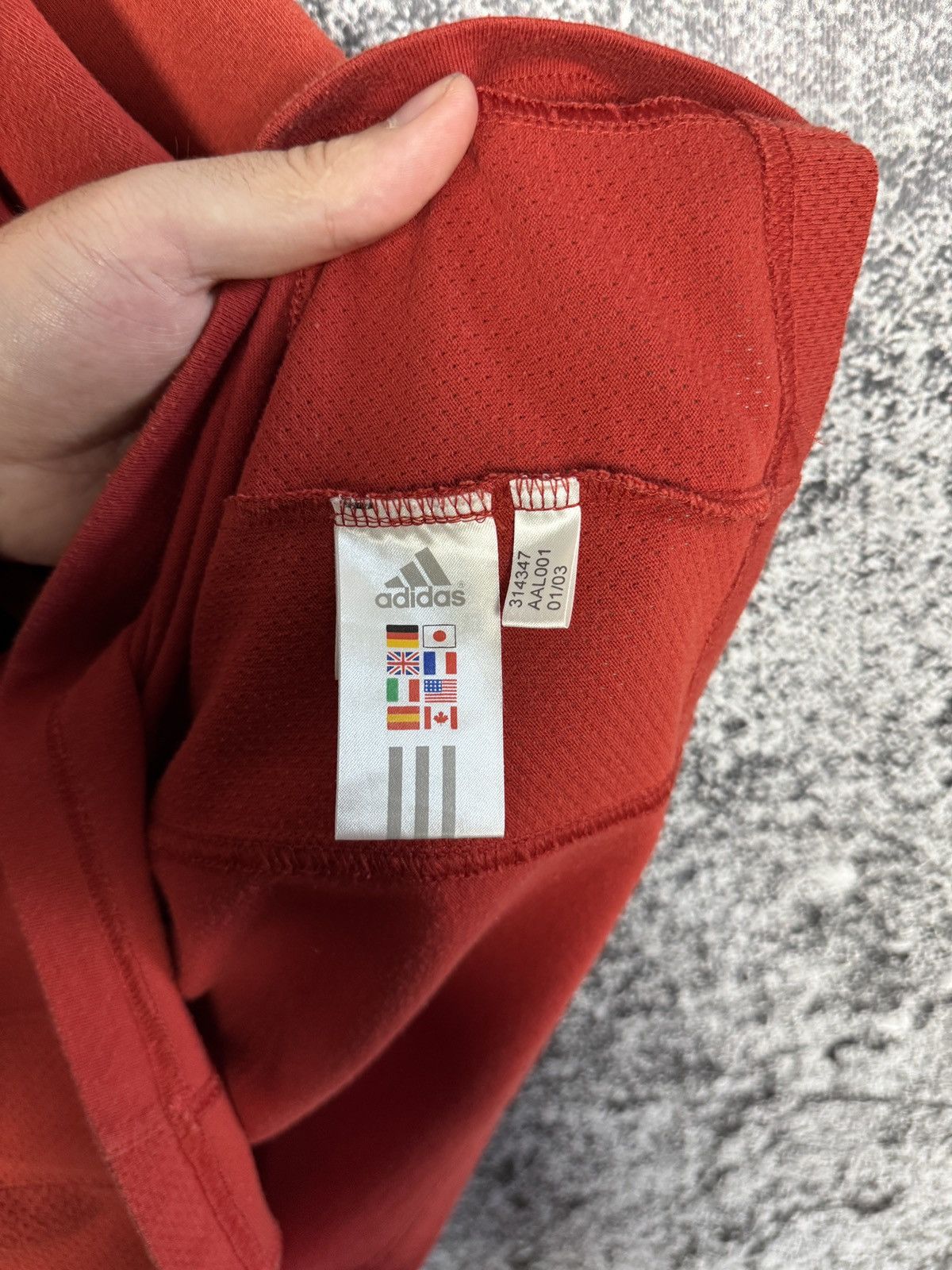 Adidas Men’s Adidas Vintage T-Shirt Big Logo Streetwear Size 38/40 Size US M / EU 48-50 / 2 - 8 Thumbnail
