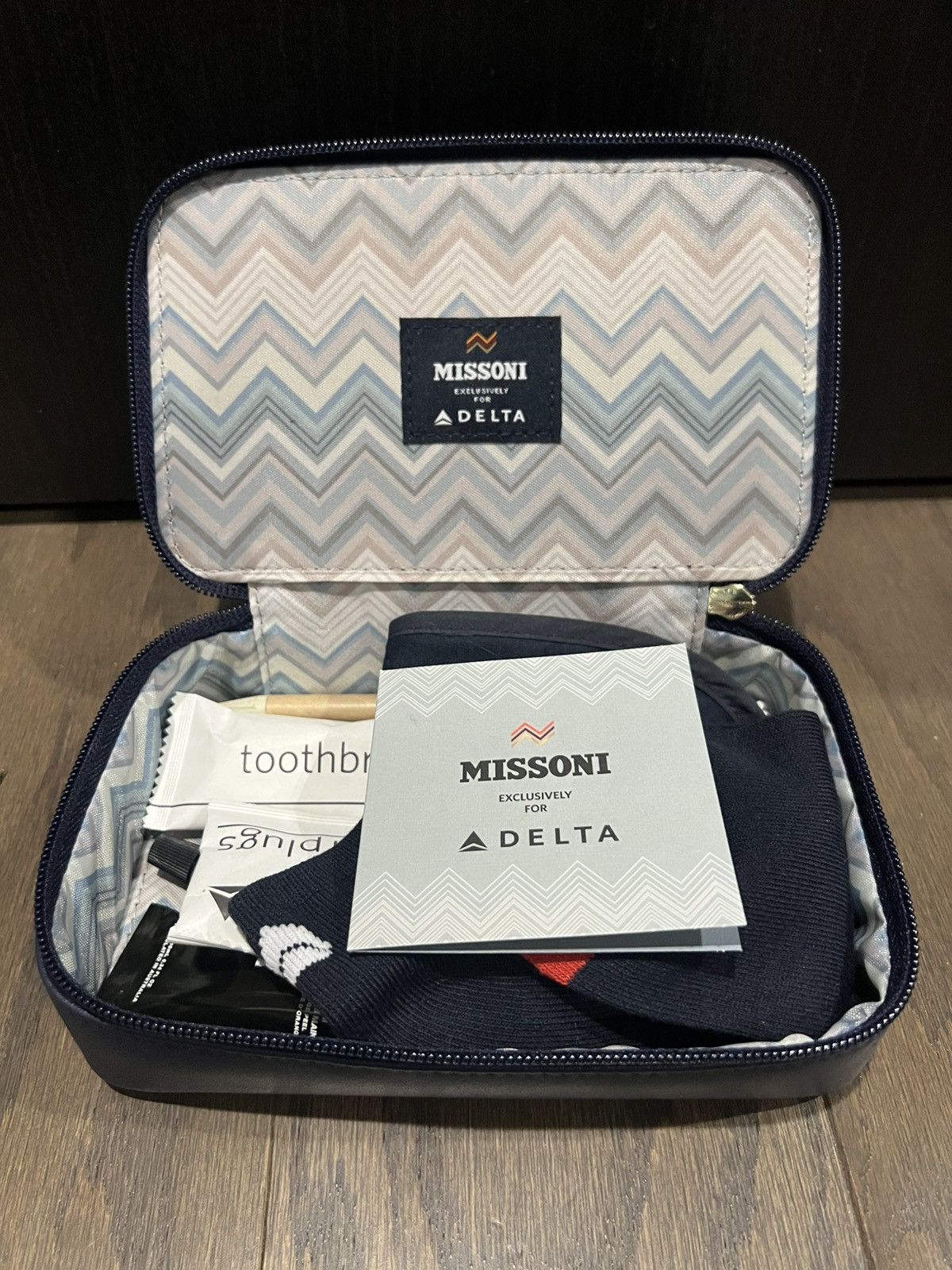 Missoni Missoni Exclusive Delta Blue Leather Cosmetic Bag Size ONE SIZE - 9 Thumbnail