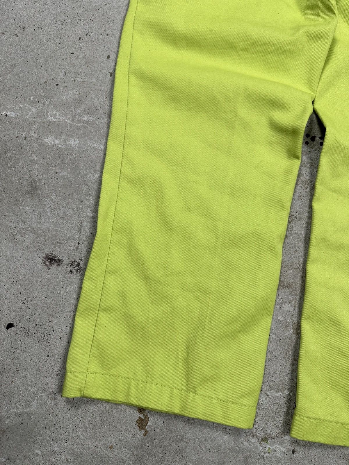 Dickies Dickies x Urban Outfiters Baggy Neon Chino Pants Size US 30 / EU 46 - 12 Thumbnail