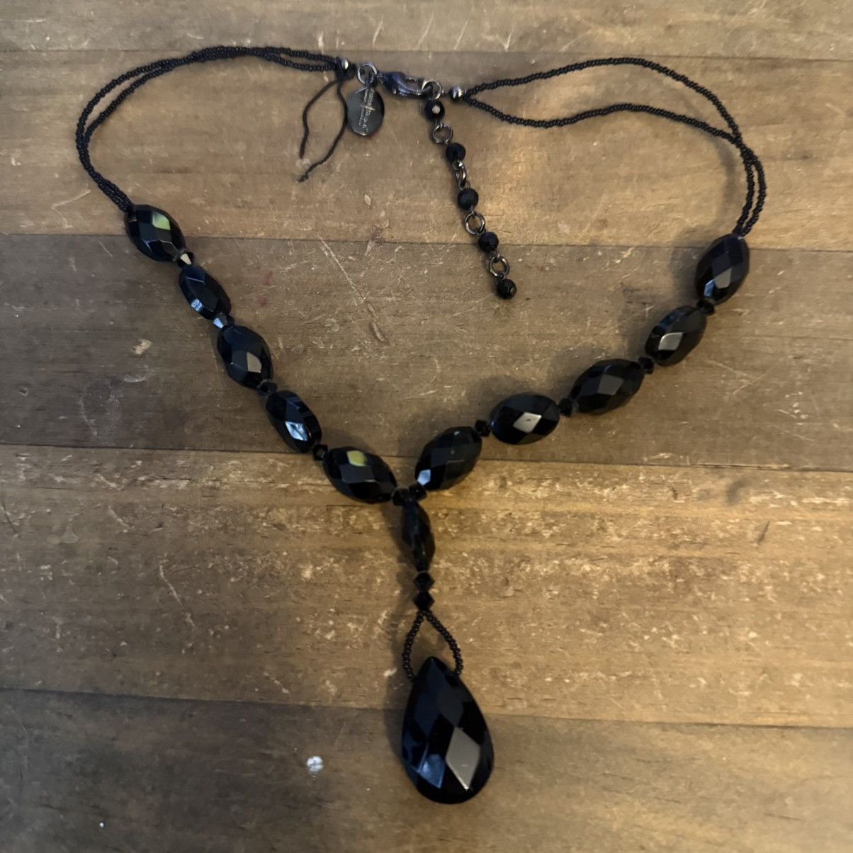 White House Black Market White House Black Market black faceted bead Y necklace Size ONE SIZE - 2 Thumbnail