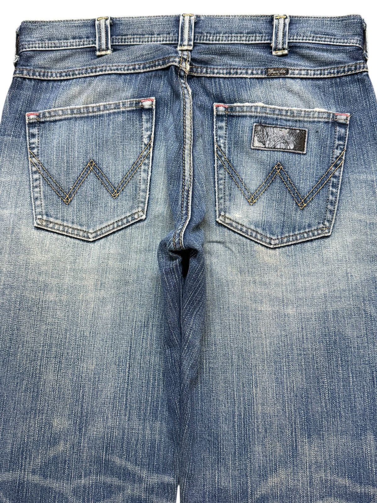 Wrangler Vtg Y2K Wrangler Mud Wash Faded Whisker Distress Straight Size US 33 - 5 Thumbnail