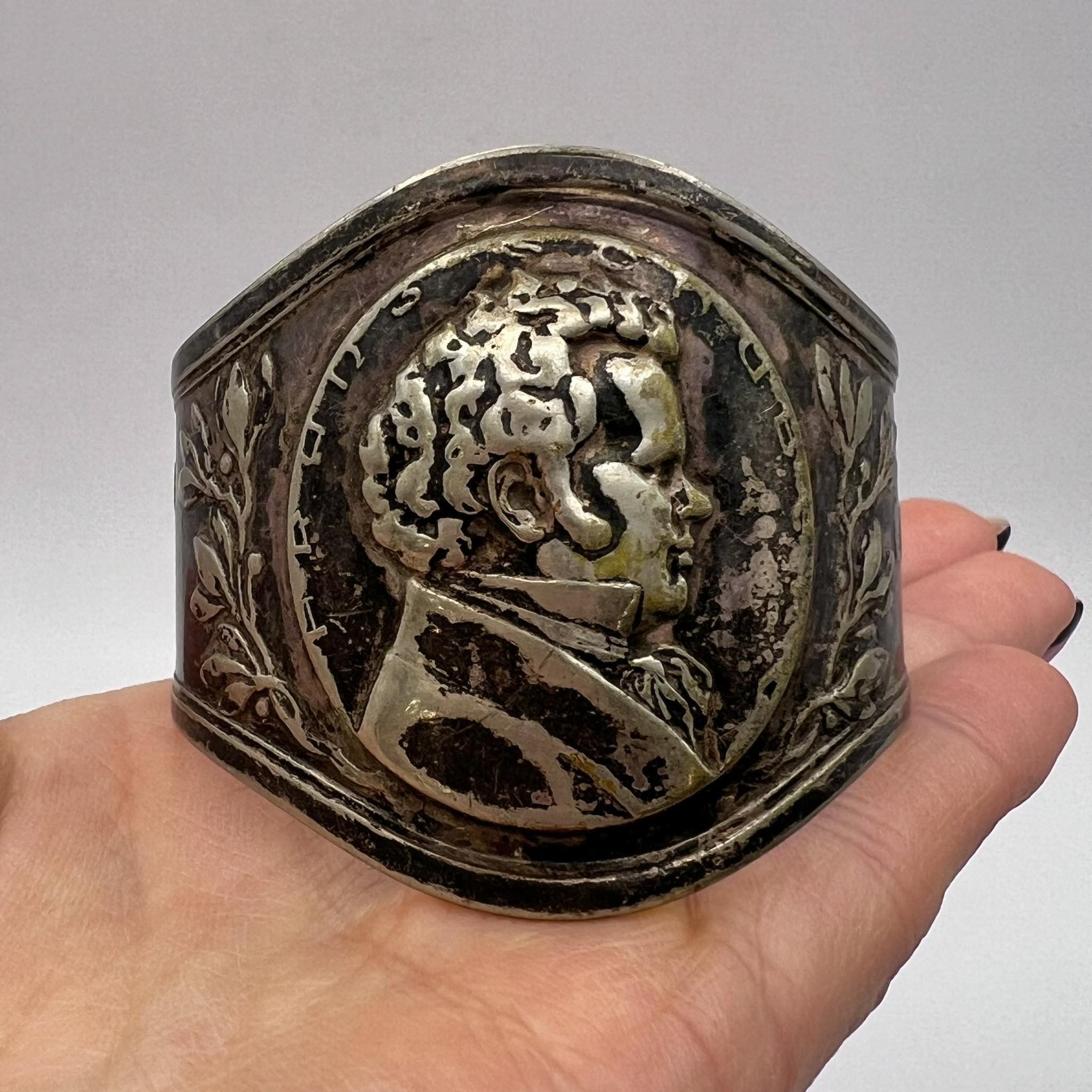 Vintage 1928 Berndorf Antique Coin Silver Napkin Ring medallion Size ONE SIZE - 1 Thumbnail