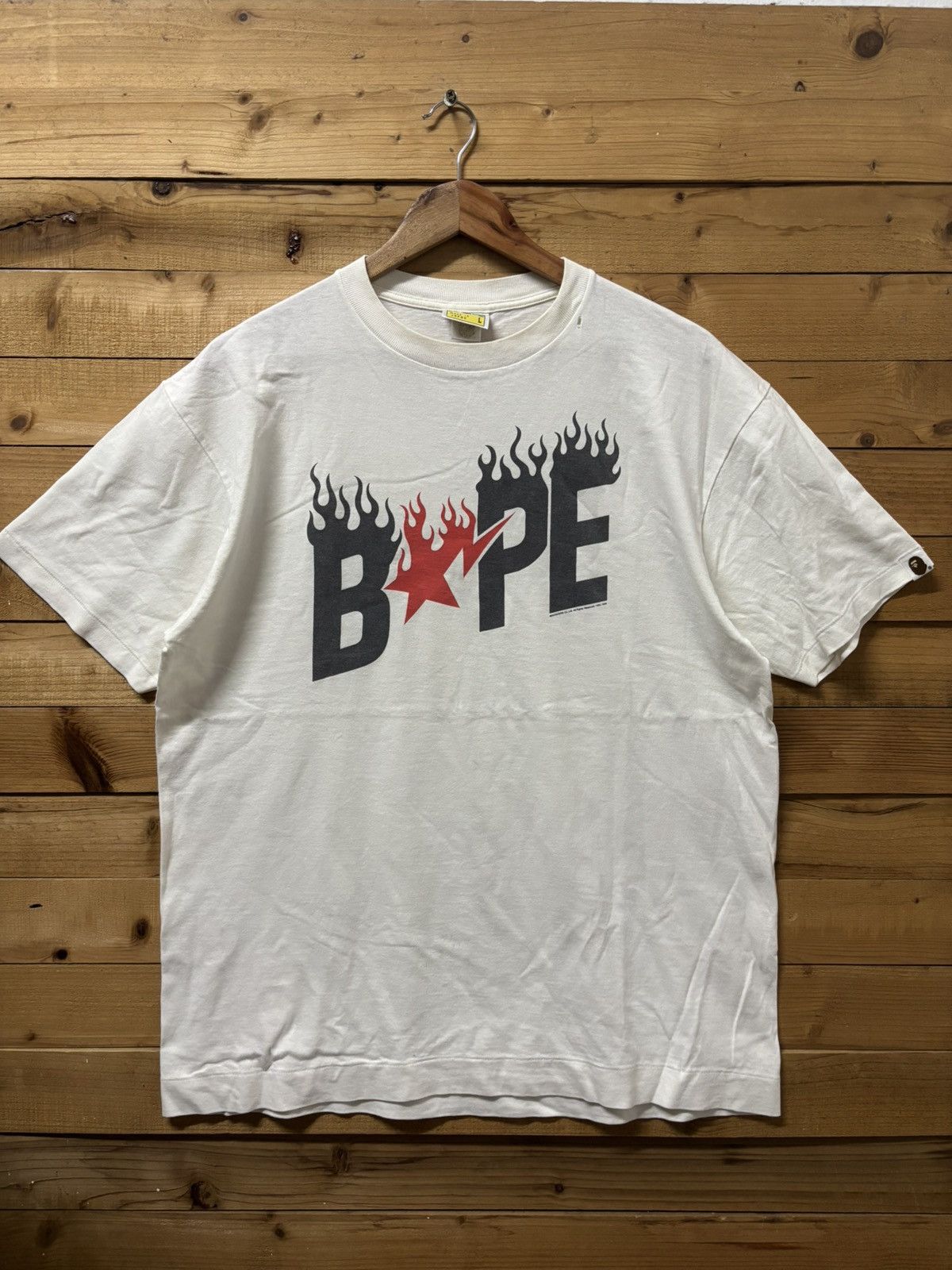 Bape Vintage a bathing ape tshirt Size US L / EU 52-54 / 3 - 1 Thumbnail