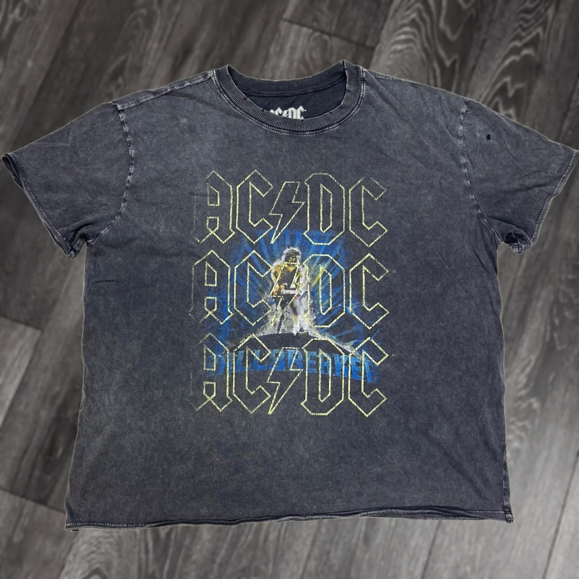 Vintage VINTAGE ACDC Ballbreaker World Tour 1996 Graphic T-Shirt Women XL Black Acid Wash Music Size XL / US 12-14 / IT 48-50 - 1 Thumbnail