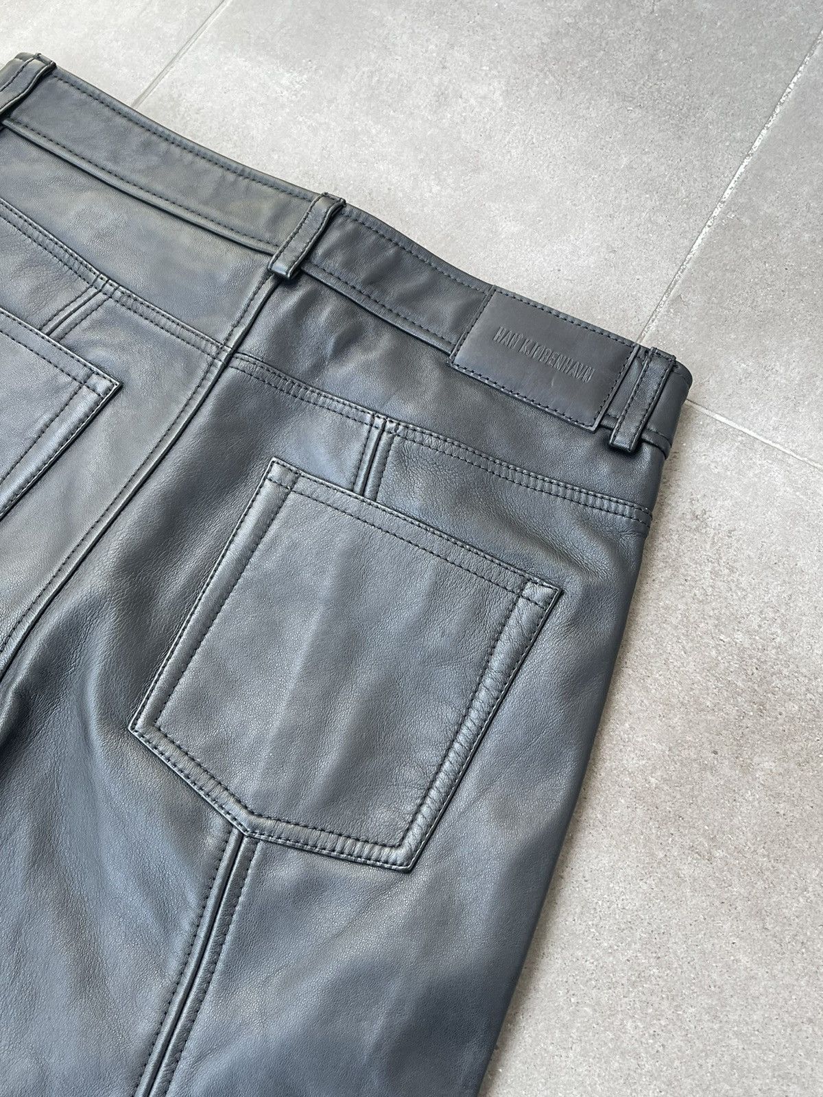 Han Kjobenhavn SS23 !DSWT! Han Kjobenhavn "HK" Knee Logo Leather Pants Size US 32 / EU 48 - 18 Thumbnail