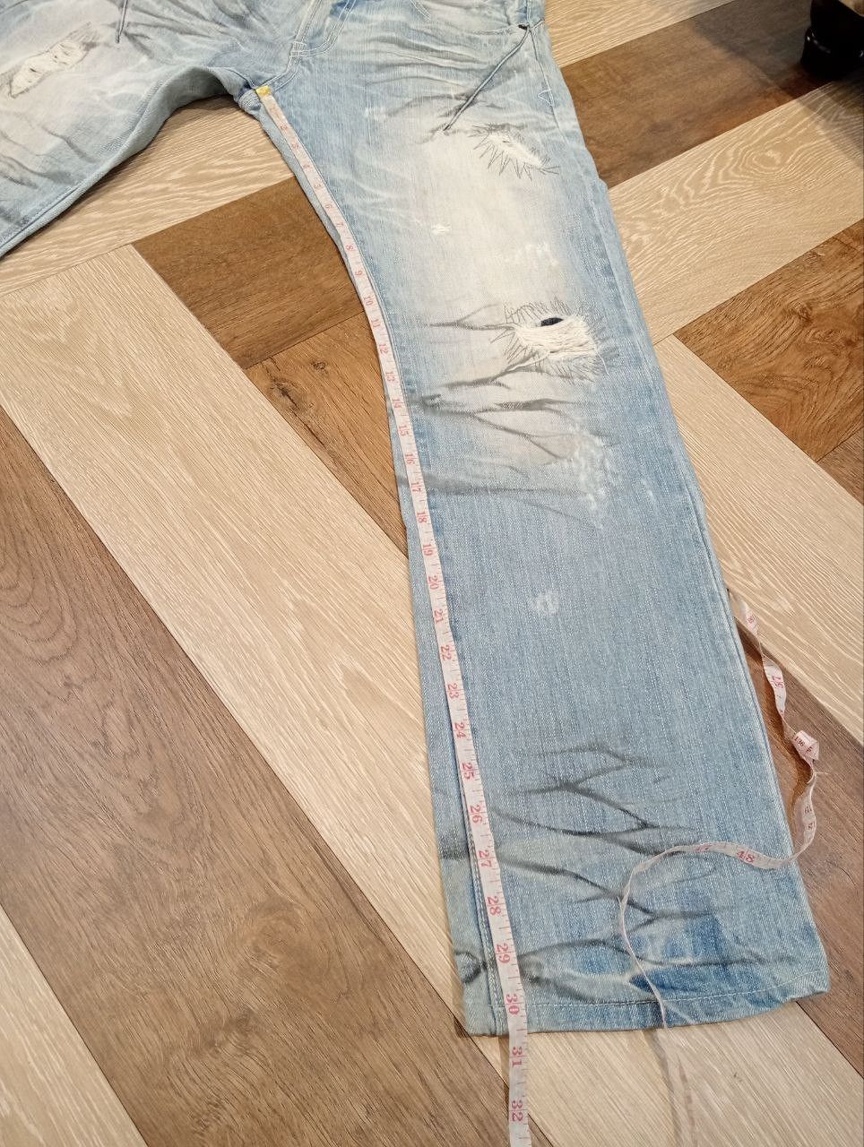 semanticdesign SEMANTIC DESIGN JAPAN LIGHT BLUE DISTRESSED DENIM PANTS Size US 32 / EU 48 - 12 Thumbnail