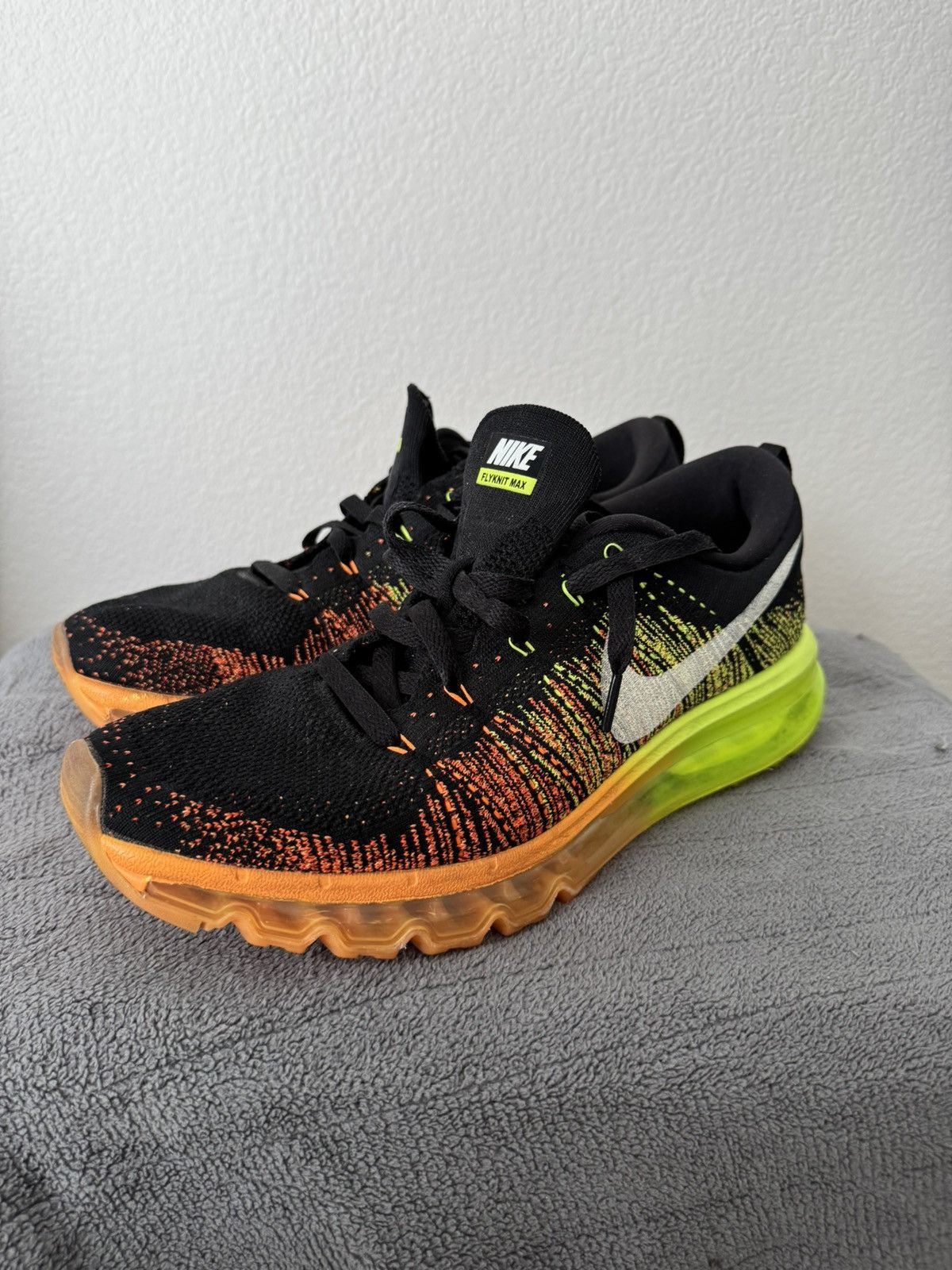Nike Nike Flyknit Max Size US 11.5 / EU 44-45 - 2 Thumbnail