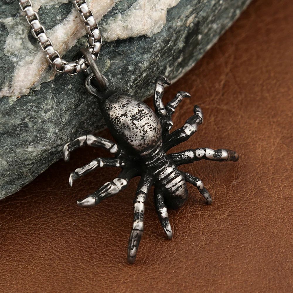 Jewelry Unique Vintage Spider Necklace Size ONE SIZE - 1 Thumbnail