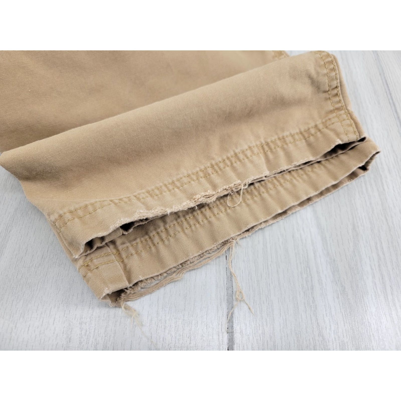 Vintage VINTAGE? No — Columbia Omni-Shield Khaki Pants Mens 34x30 Beige Cargo Pocket Outdoor Cotton Size US 34 / EU 50 - 2 Thumbnail