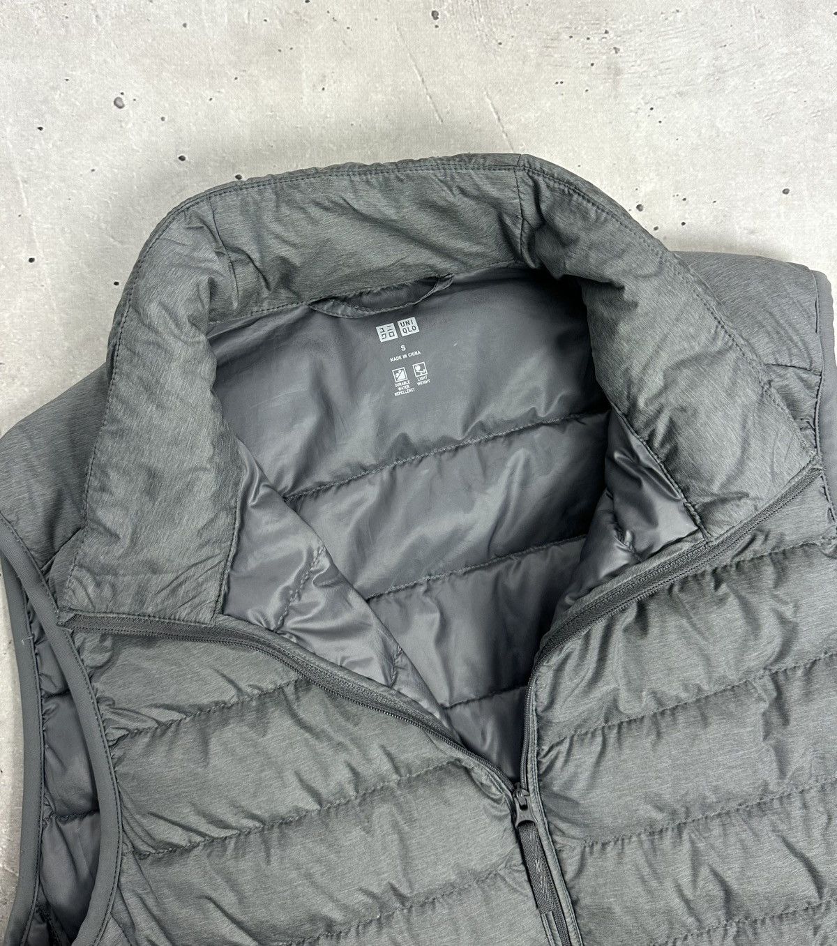 Japanese Brand × Uniqlo Uniqlo Quilted Grey Puffer Men’s Zip Vest Size US S / EU 44-46 / 1 - 8 Thumbnail