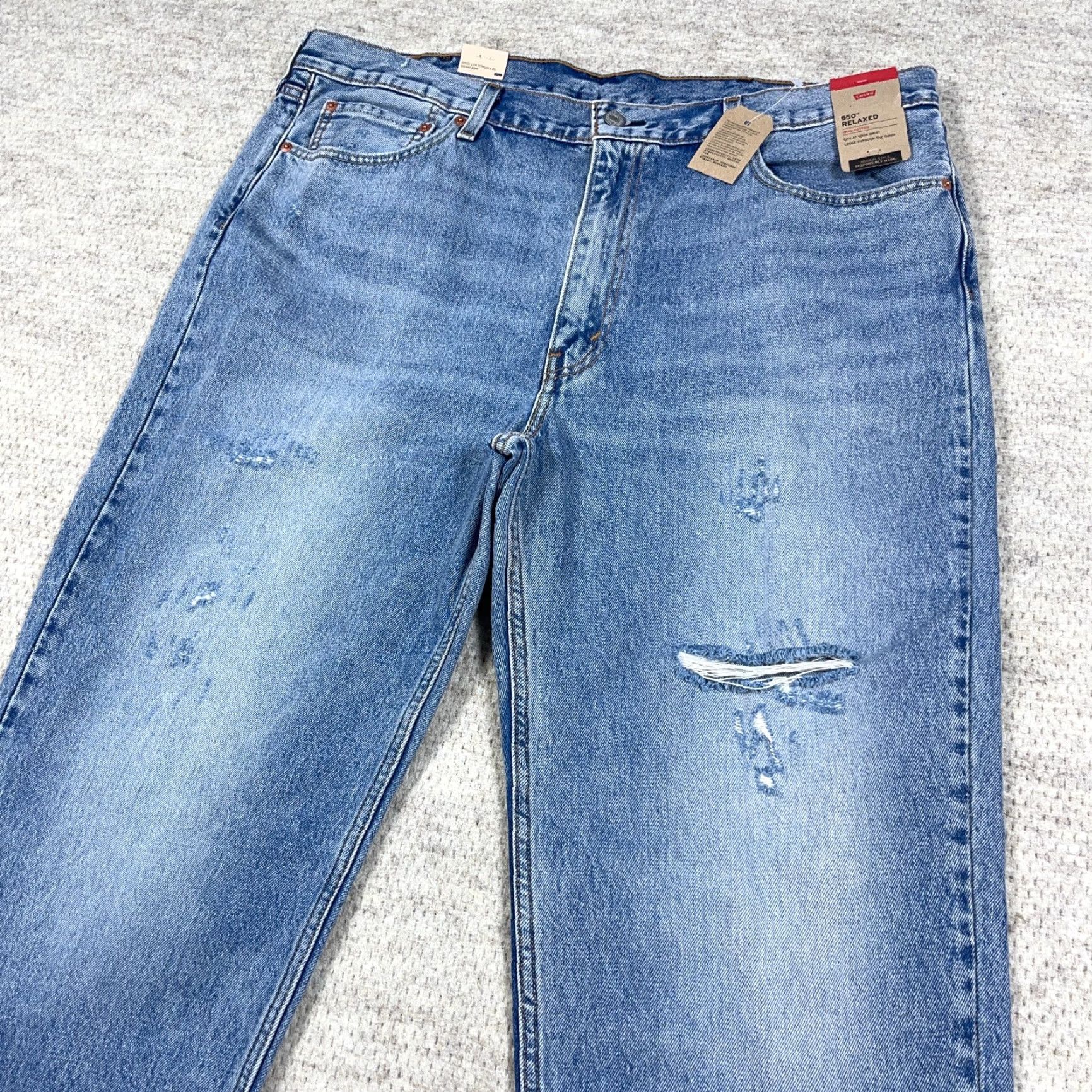 Levi's Levi's 550 Jeans Men 42x30 Relaxed Fit Distressed Blue Cotton Denim Medium Wash 5-Pocket Regular Inseam 30in Size US 42 / EU 58 - 3 Thumbnail