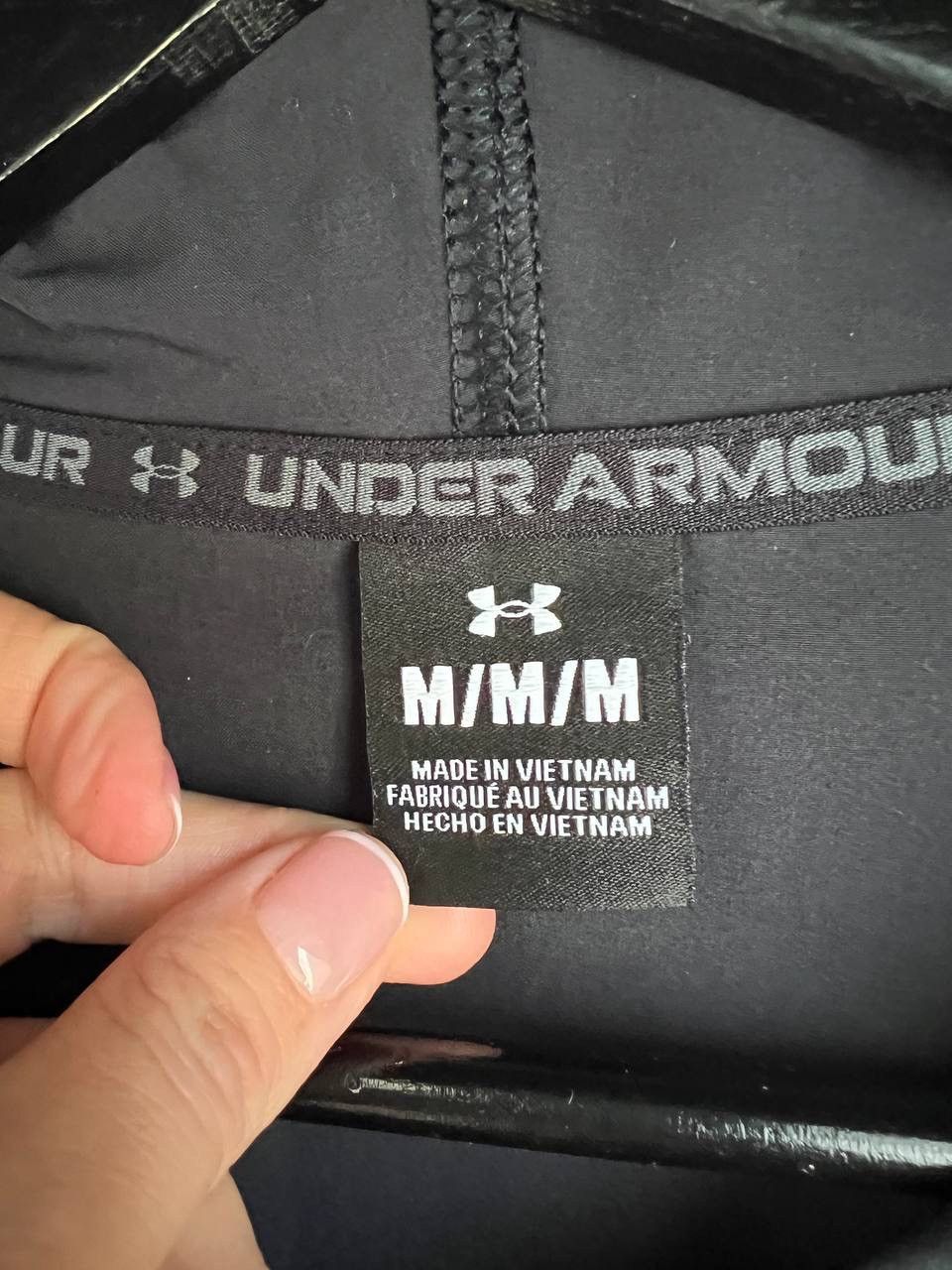 Under Armour Under Armour men's black tracksuit size M Size US M / EU 48-50 / 2 - 13 Thumbnail