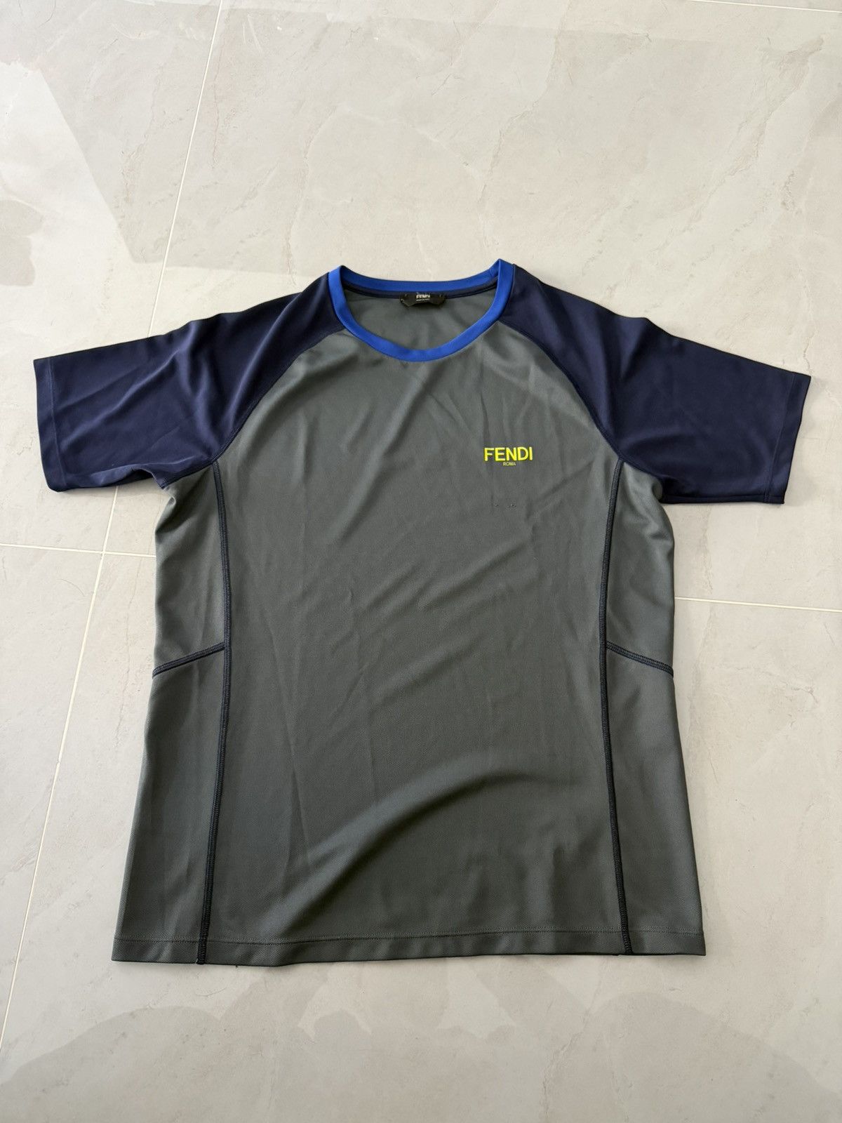 Fendi Fendi Activewear Roma Tshirt Sz.50 Size US M / EU 48-50 / 2 - 1 Thumbnail