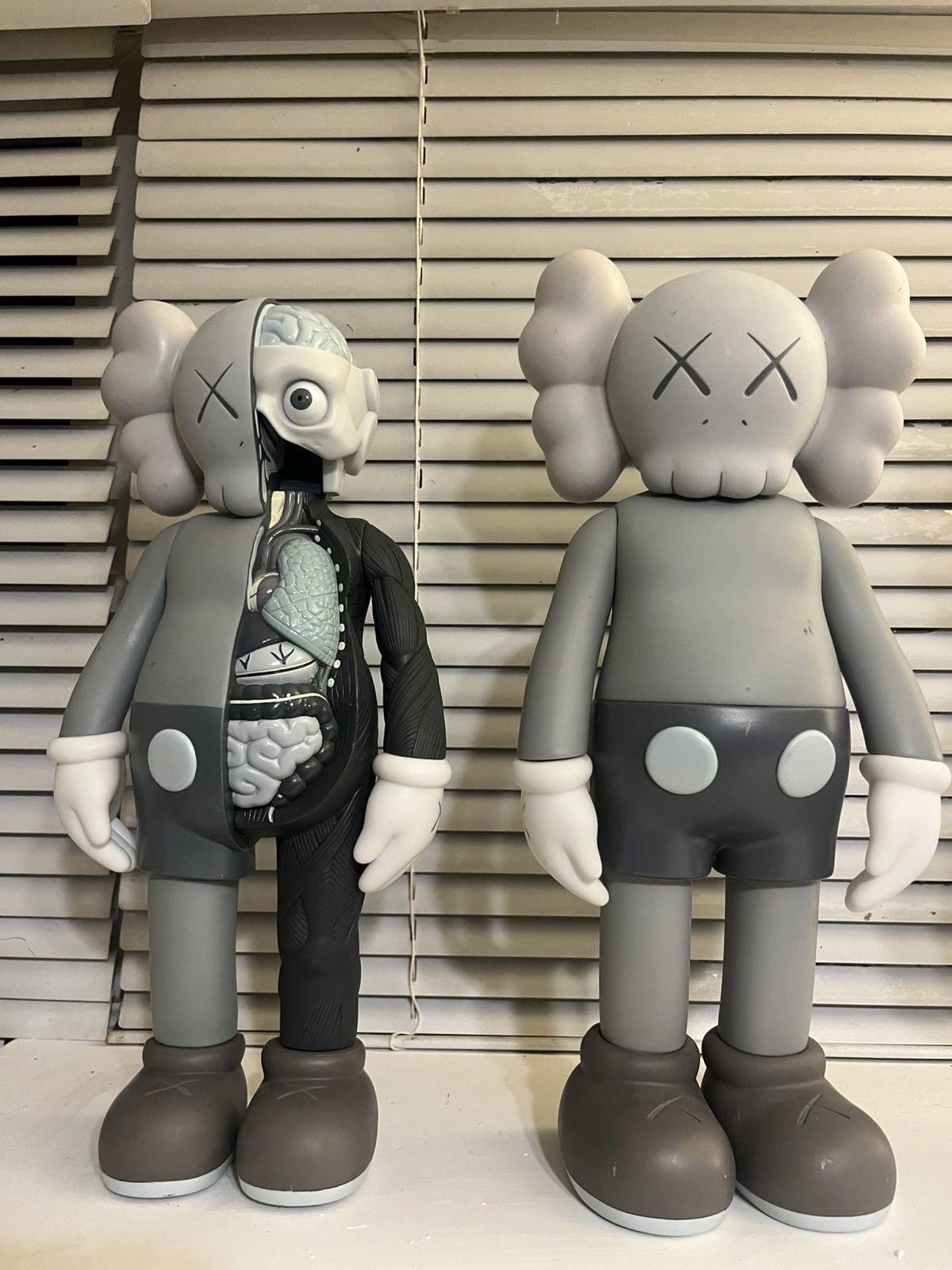 クッション・座布団 kaws original fake cushion pillow gray OriginalFake KAWS Companion Pillow Grey
