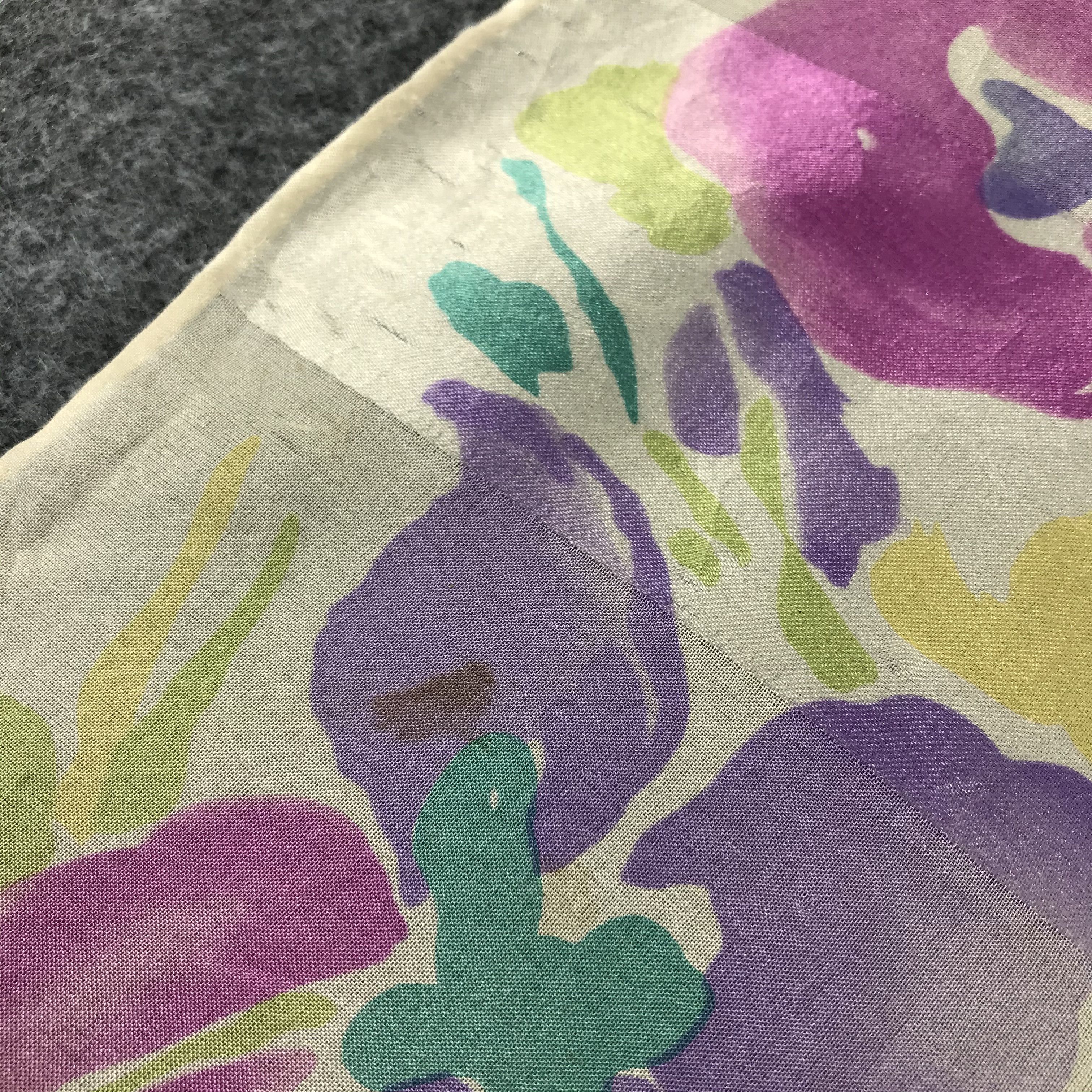 Pierre Balmain Vintage Pierre Balmain Floral Silk Scarf M16 Size ONE SIZE - 9 Thumbnail
