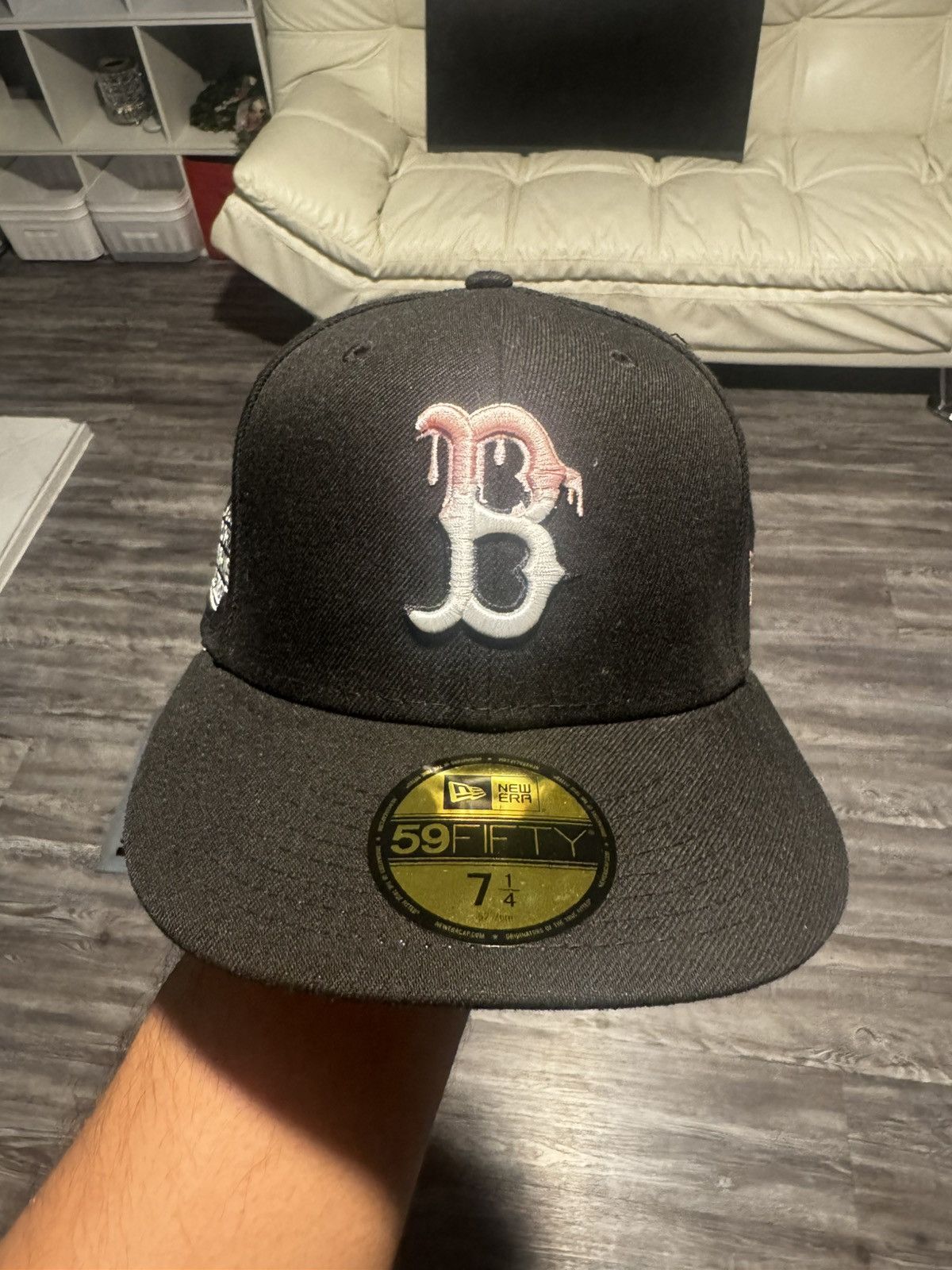 New Era BOSTON RED SOX 2004 WORLD SERIES DRIP Size ONE SIZE - 1 Thumbnail