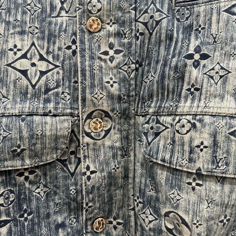 Louis Vuitton Louis Vuitton Worn-out tie-dyed floral denim jacket 2505-Ne Size US M / EU 48-50 / 2 - 4 Thumbnail