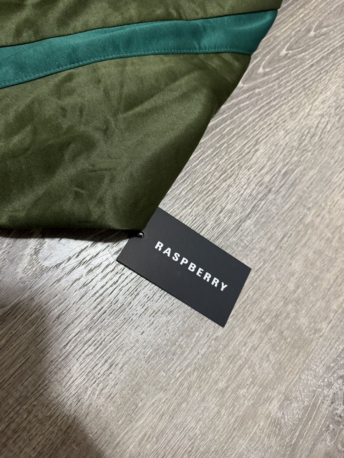 The GV Gallery GV Gallery Green Diggy Simmons Track Jacket Raspberry Size S Size US S / EU 44-46 / 1 - 8 Thumbnail