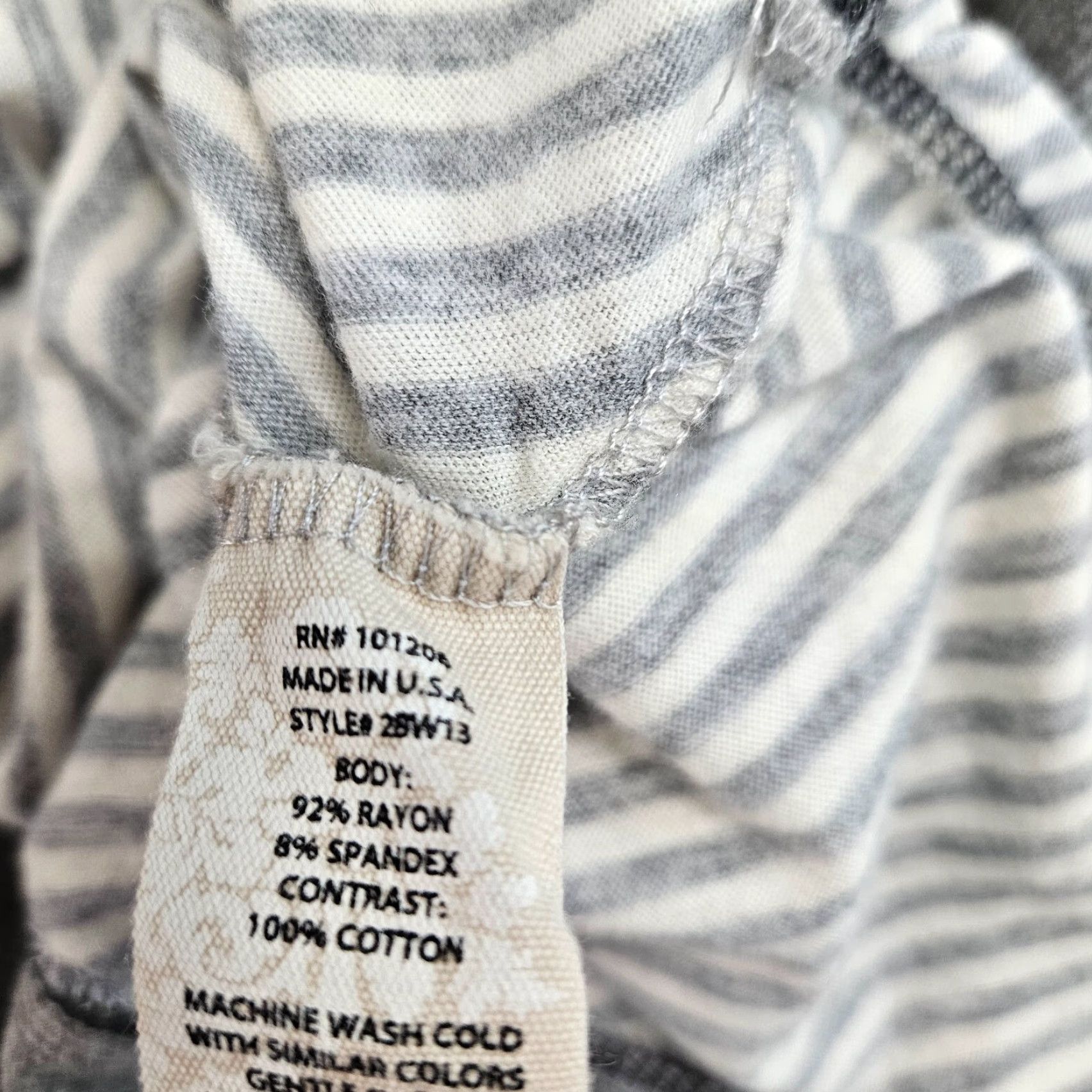 Soft Surroundings Soft Surroundings Womens Blouse Sz S Gray White Stripe Rayon Blend Shirt Womens Size S / US 4 / IT 40 - 5 Thumbnail