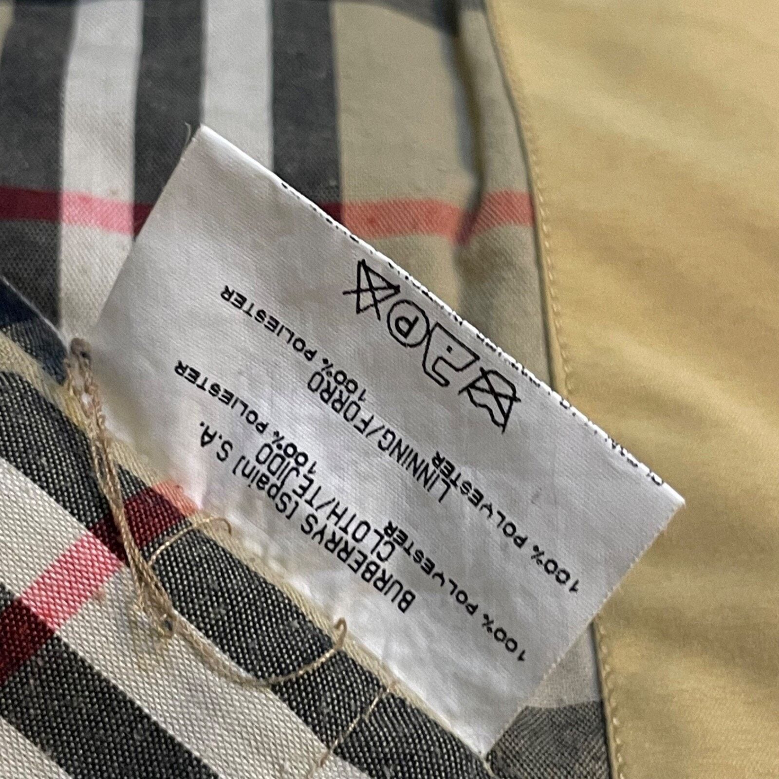 Burberry Burberry Quilted VINTAGE Jacket Nova check Diamond women's Size L / US 10 / IT 46 - 15 Thumbnail