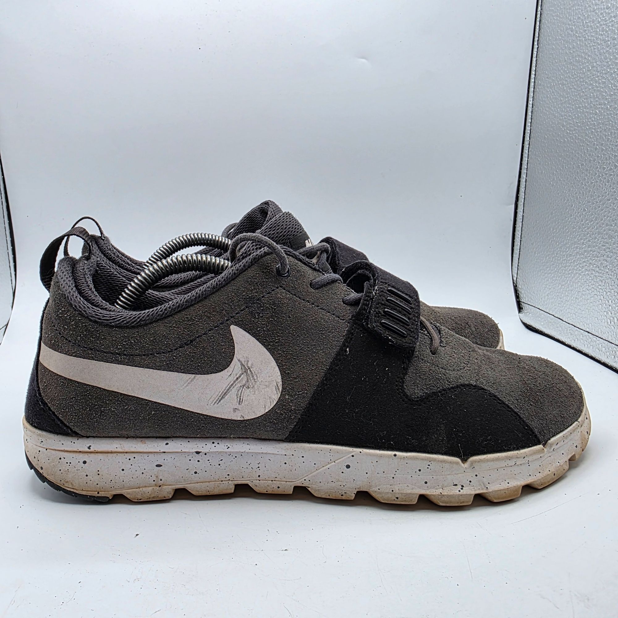 Nike Nike SB Trainerendor Mens Size 11 Black Gray Athletic Shoes Size US 11 / EU 44 - 12 Thumbnail
