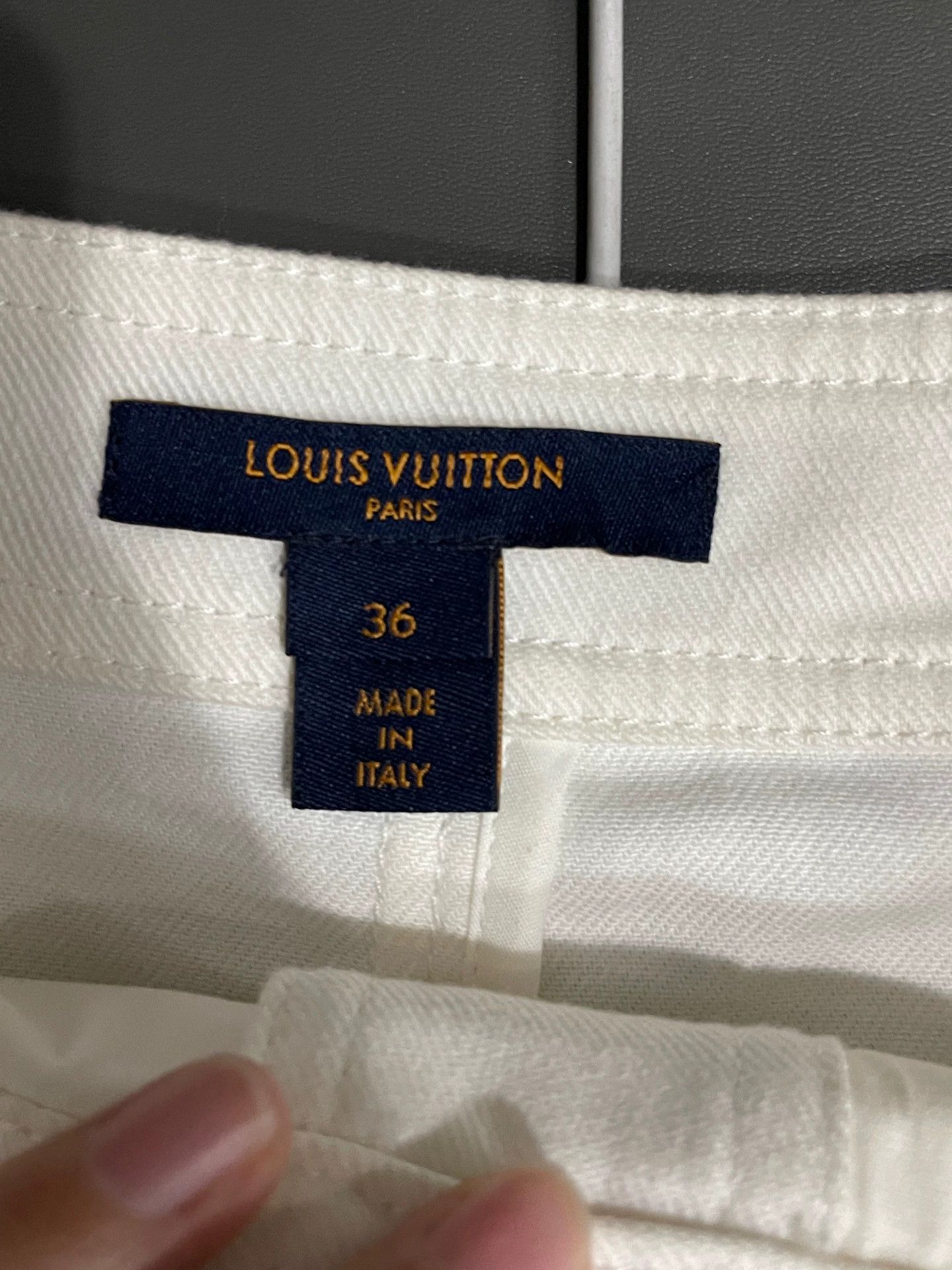 Louis Vuitton Louis Vuitton Denim Skirt 36 99 New Size 26" / US 2 / IT 38 - 6 Thumbnail