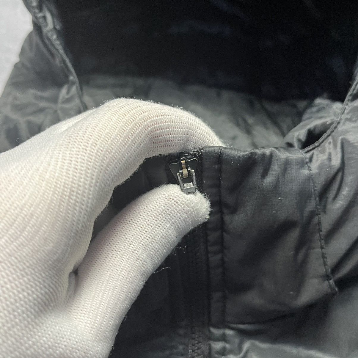 Nike Vintage Nike Cropped Black Puffer Jacket Japanese Size XS / US 0-2 / IT 36-38 - 13 Thumbnail