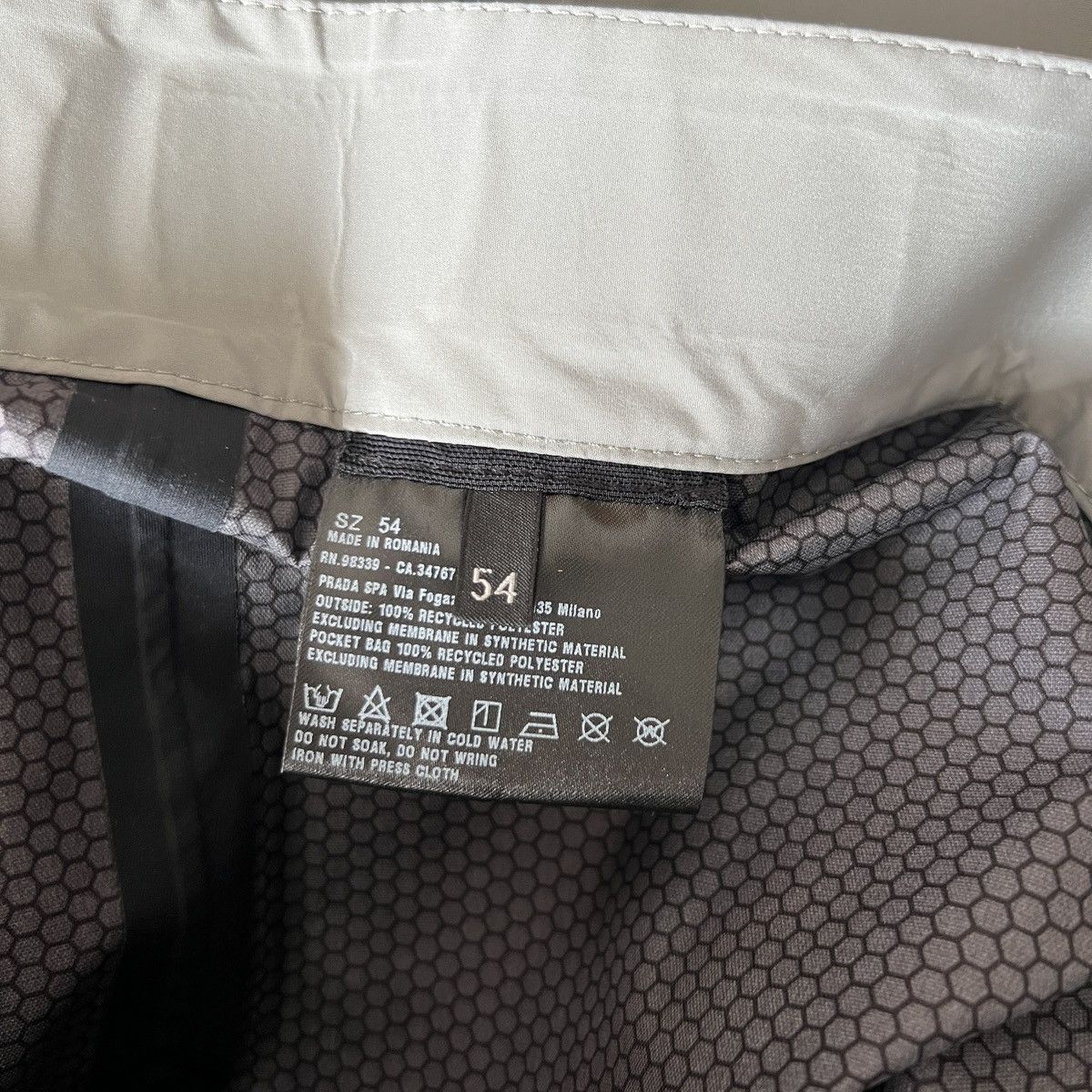 Prada 🔥🔥 Prada Luna Rossa Extreme-Tex Nylon Pants Size US 38 / EU 54 - 7 Thumbnail