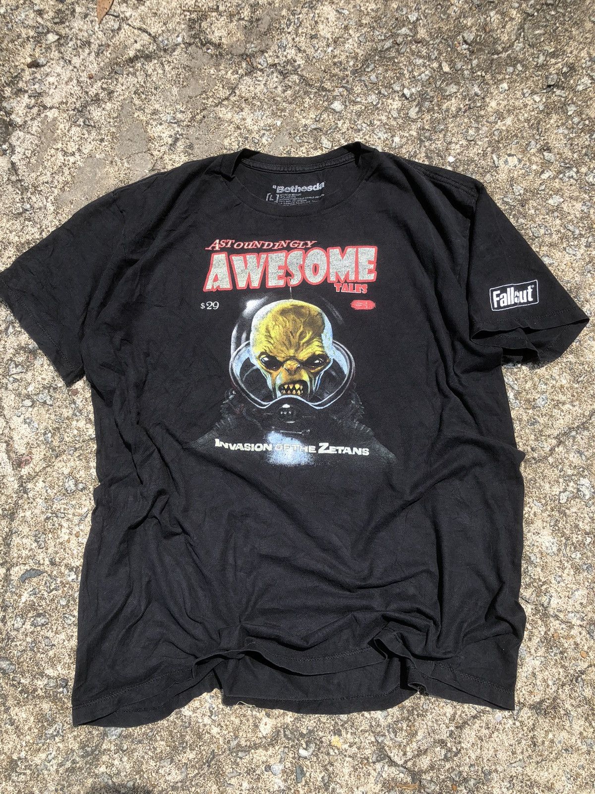 Nintendo × Vintage Bethesda Video Game Fallout Astoundingly Awesome Tales Tee Size US L / EU 52-54 / 3 - 1 Thumbnail