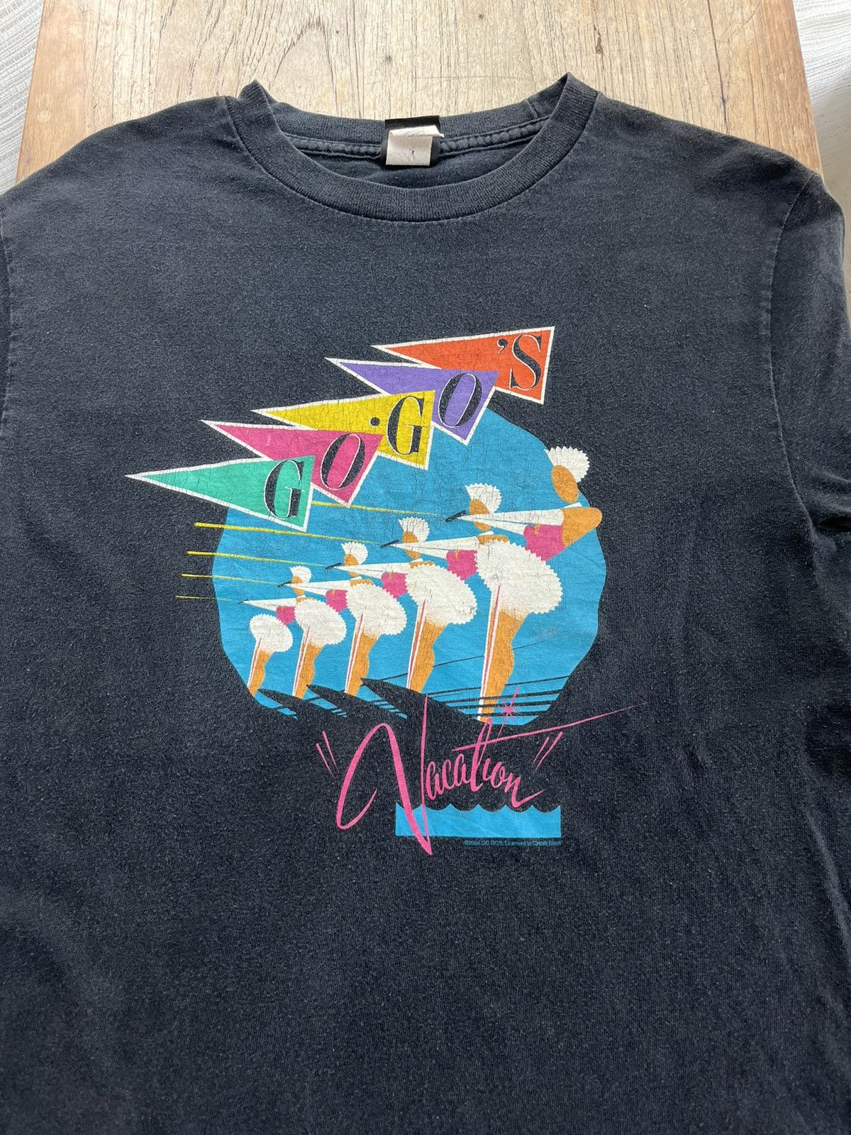 Vintage GO GO’S Vacation 2004’s RockBand Tshirt
