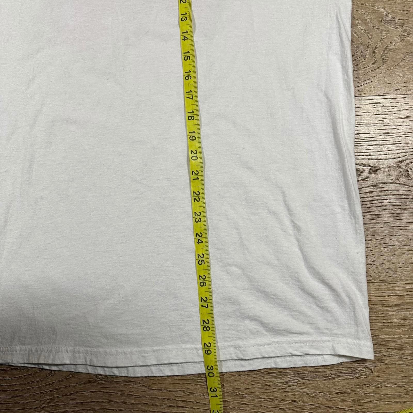 Fruit Of The Loom Fruit of the Loom Mens T-Shirt Large White Wisconsin Badgers Size US XL / EU 56 / 4 - 6 Thumbnail