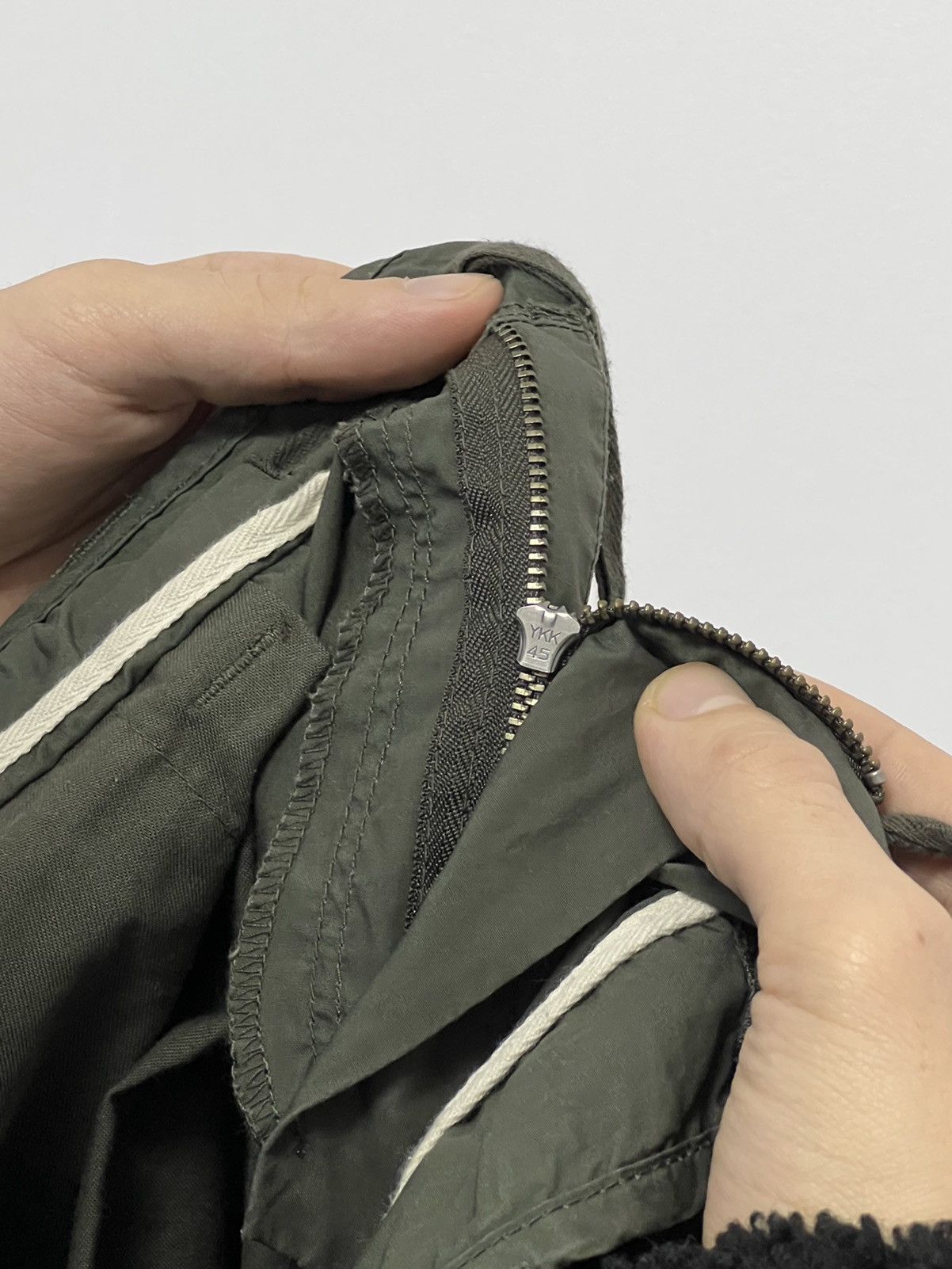 Uniqlo Faded green multipocket tactical cargo pants