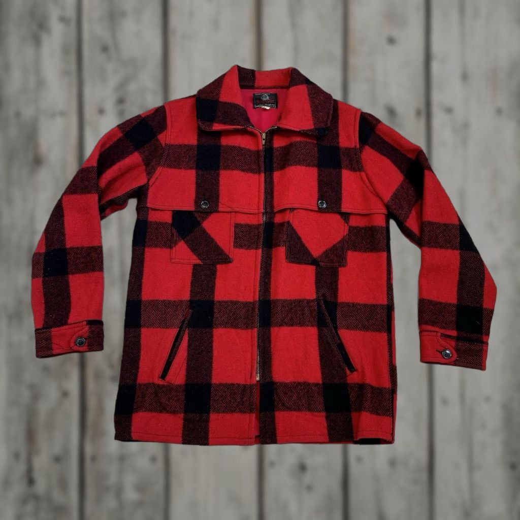Johnson Woolen Mills VINTAGE Johnson Woolen Mills Red Buffalo Plaid Mackinaw Jacket Wool Mens Size 40 Size US XXS / EU 40 - 1 Thumbnail
