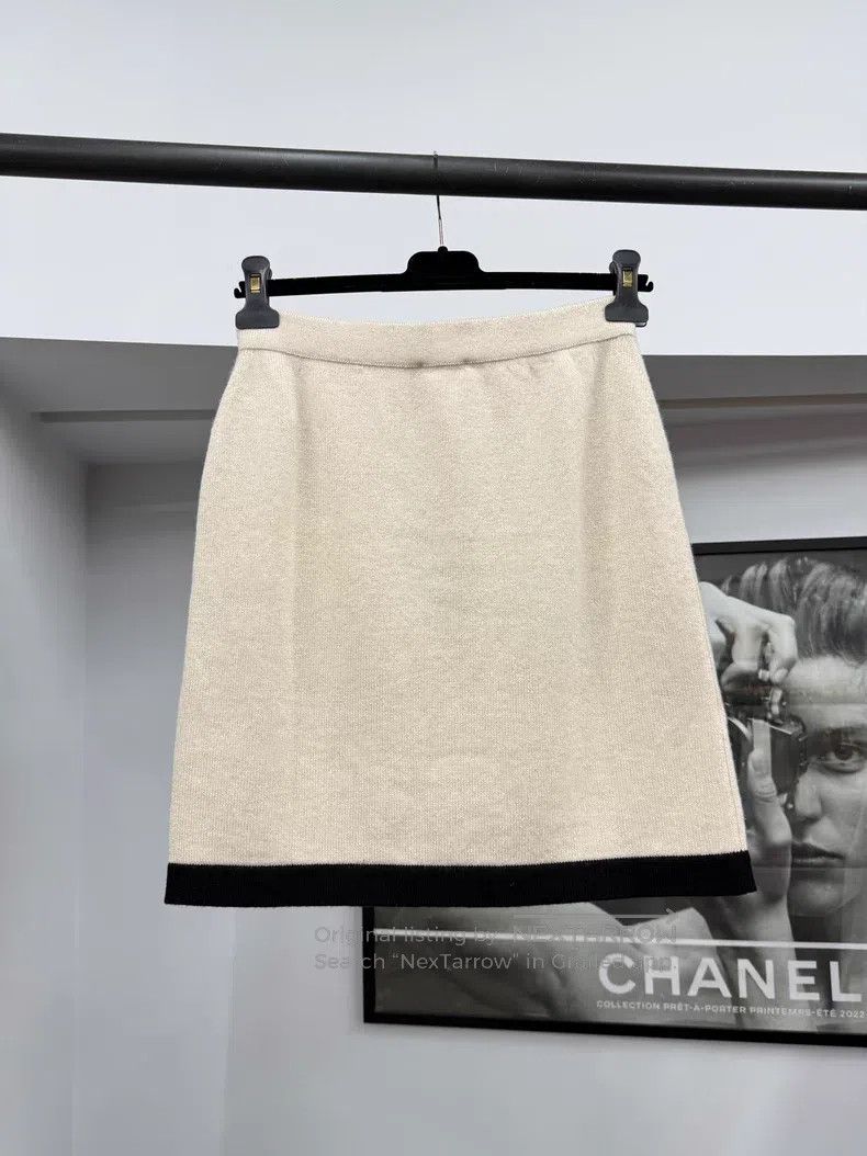 Chanel Chanel 25K cashmere knitted skirt Size 24" / US 00 / IT 34 - 3 Thumbnail