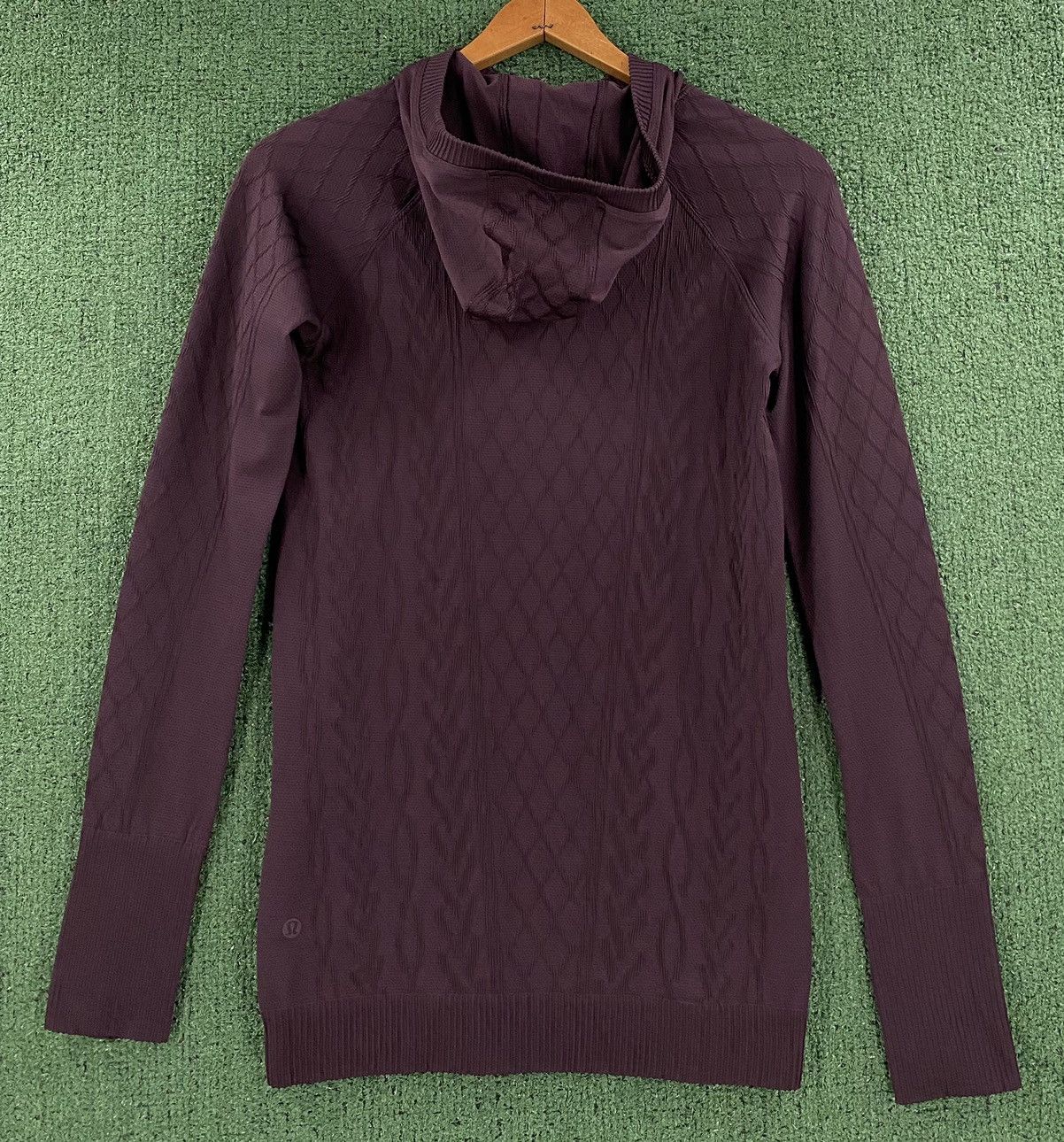 Lululemon Lululemon Rest Less Textured Purple Hooded Shirt Women's 8 Size M / US 6-8 / IT 42-44 - 5 Thumbnail